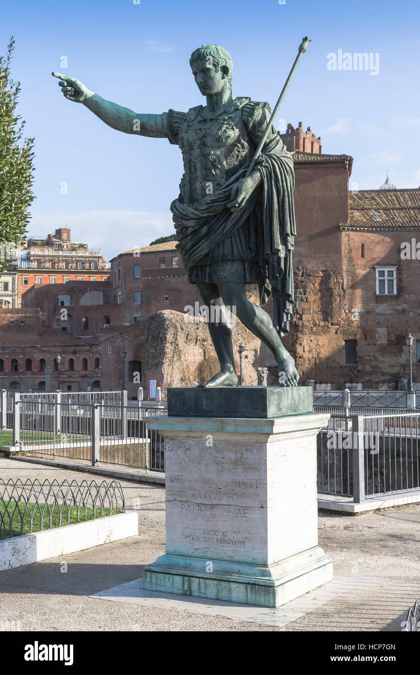 Bronze statue, Emperor Augustus, Via Dei Fori Imperiali, Rome, Lazio, Italy Stock Photo