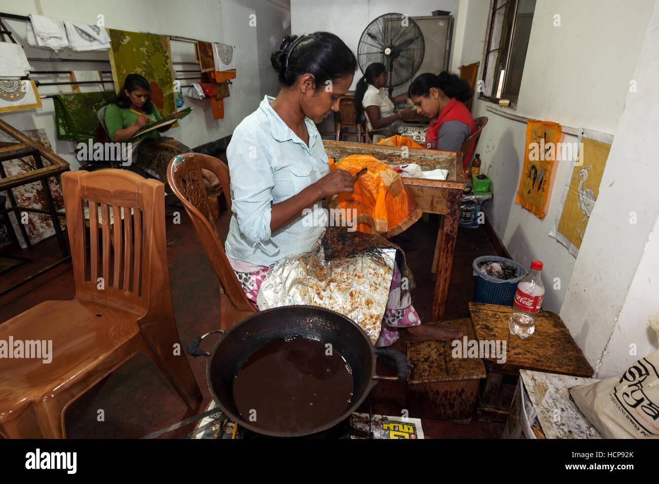 Batik crafting, Sinhalese women, Kandy, Central Province, Sri Lanka Stock Photo