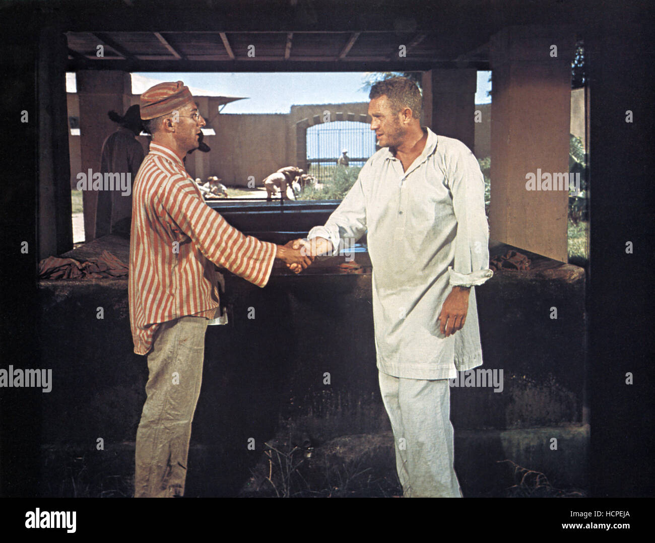 PAPILLON, Dustin Hoffman, Steve McQueen, 1973 Stock Photo Alamy