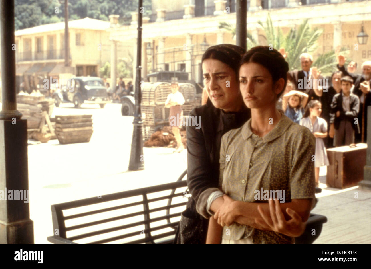 CAPTAIN CORELLI'S MANDOLIN, Irene Papas, Penelope Cruz,2001, (c ...