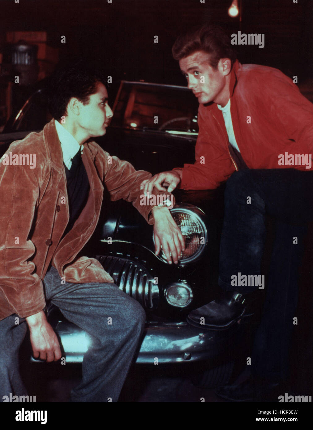 REBEL WITHOUT A CAUSE Sal Mineo James Dean 1955 Stock Photo Alamy