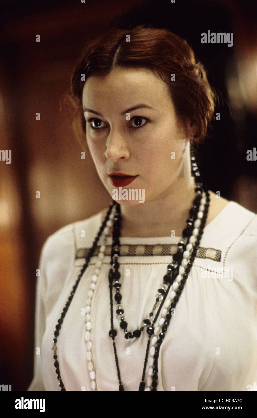 Tilly Gate THE CAT'S MEOW, Jennifer Tilly, 2002. ©Lions Gate/courtesy Everett ...
