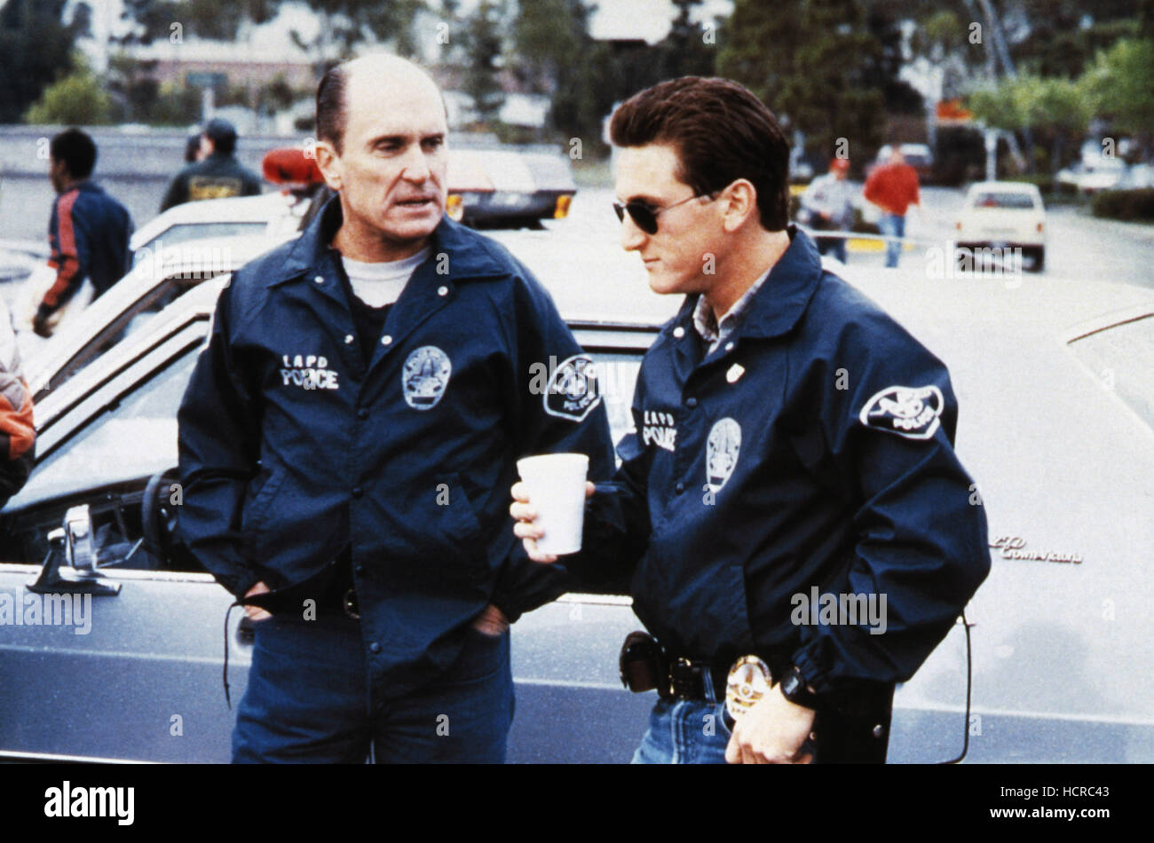 COLORS, Robert Duvall, Sean Penn, 1988, (c) Orion/courtesy Everett