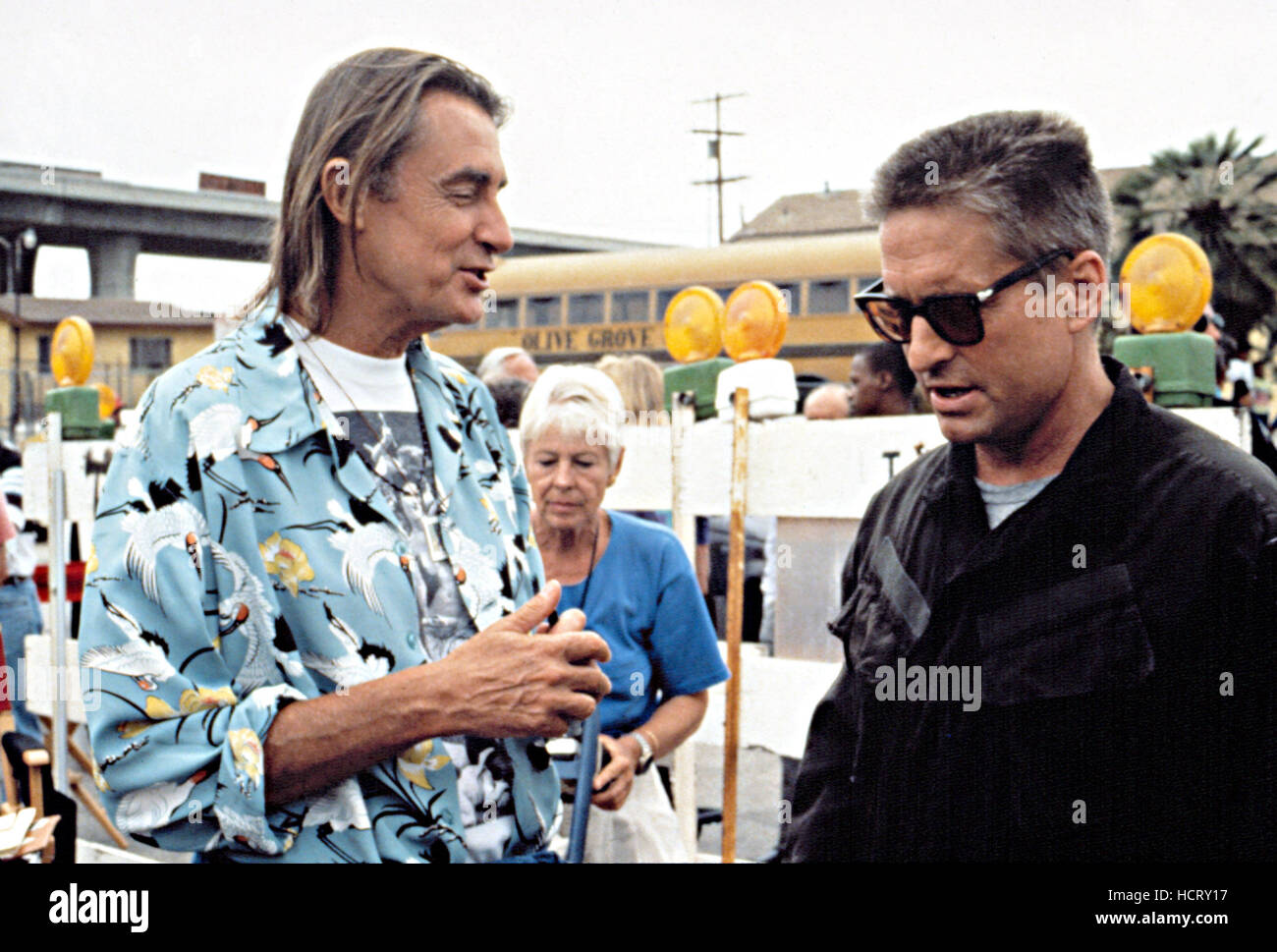FALLING DOWN, Joel Schumacher, directing Michael Douglas, 1993 Stock
