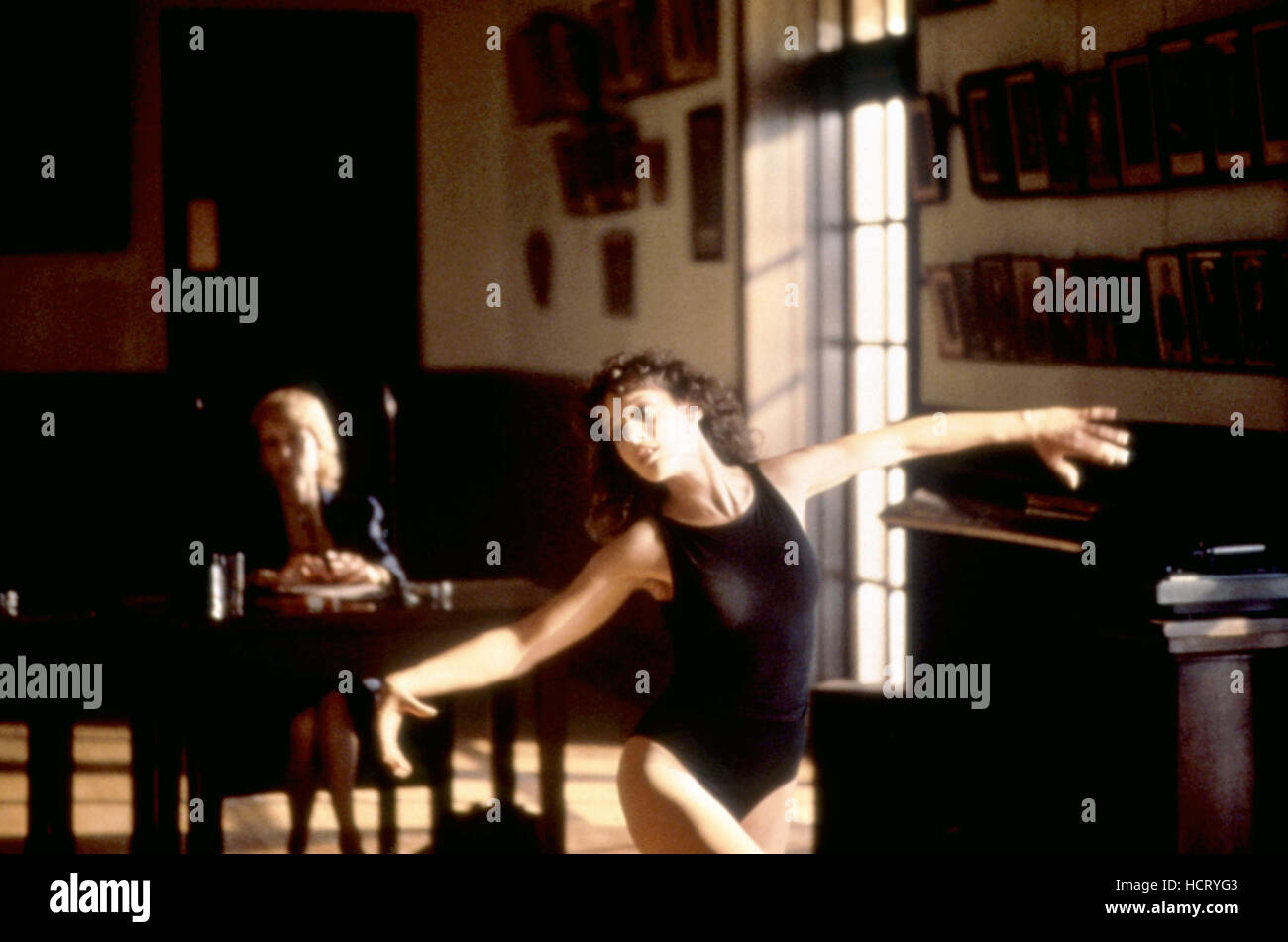 FLASHDANCE, Jennifer Beals, 1983, (c)Paramount/courtesy Everett ...