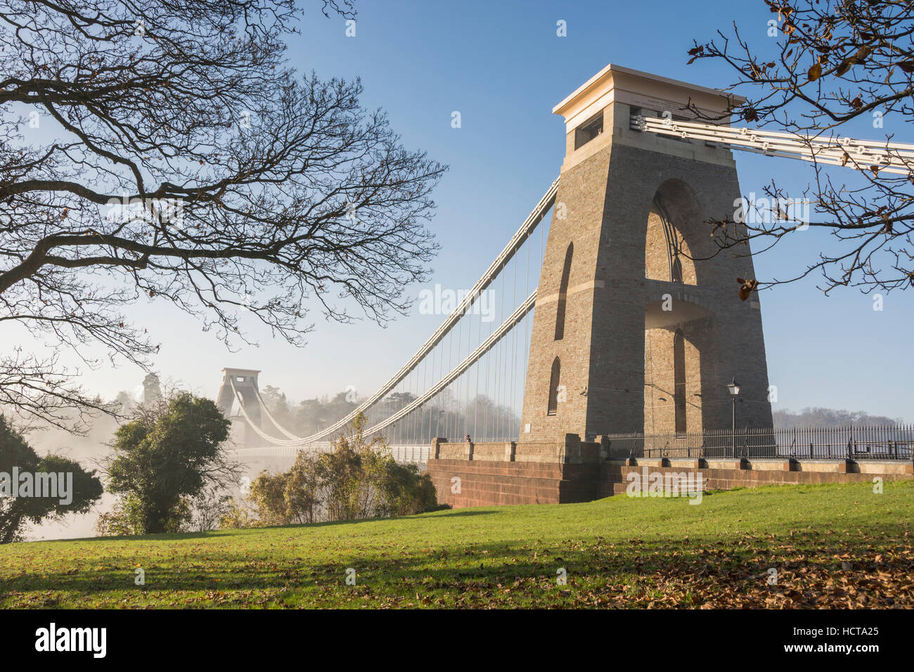 Clifton Suspension Bridge Winter Stock Photos & Clifton Suspension ...