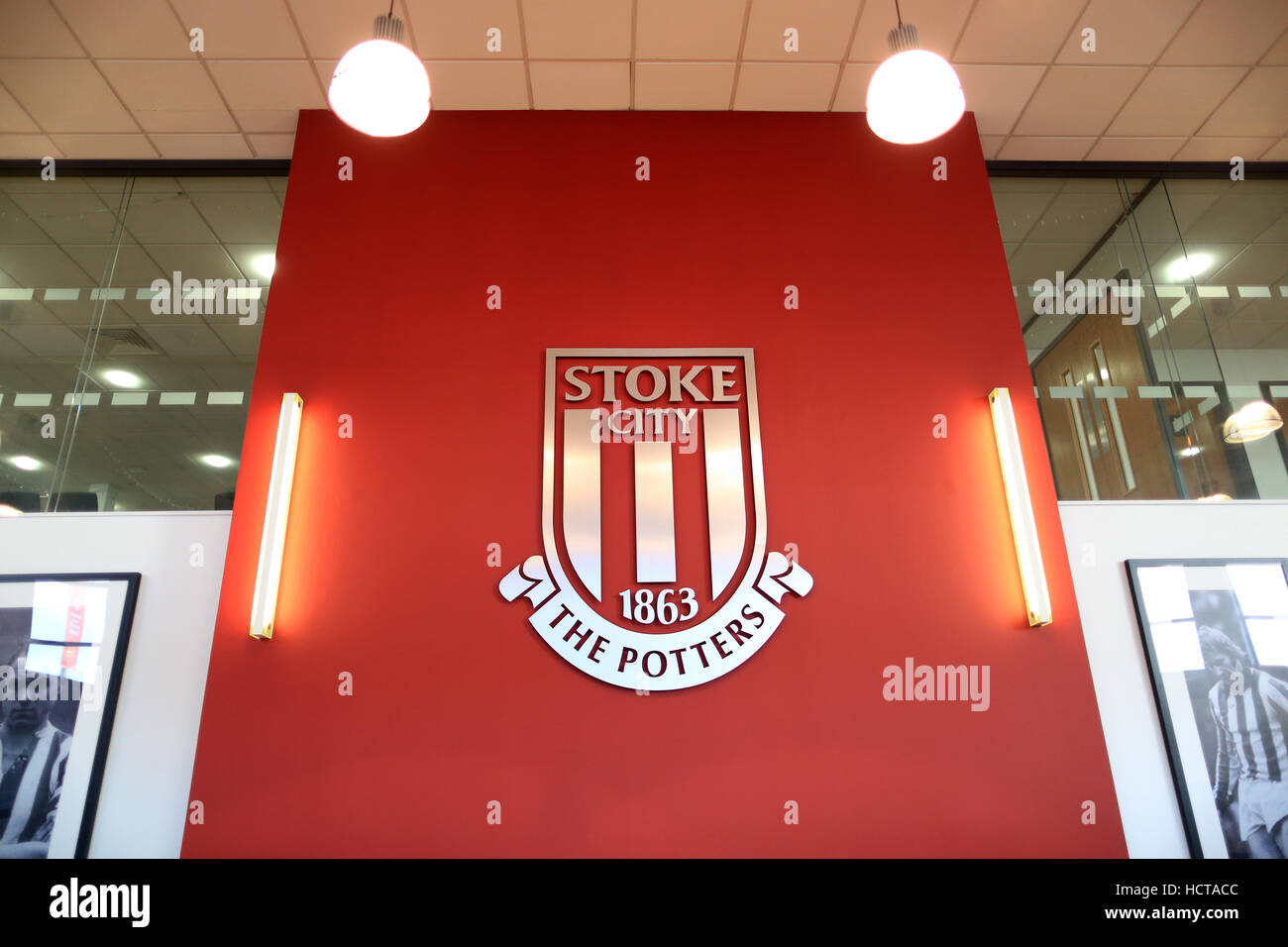 Football Reception High Resolution Stock Photography and Images Alamy