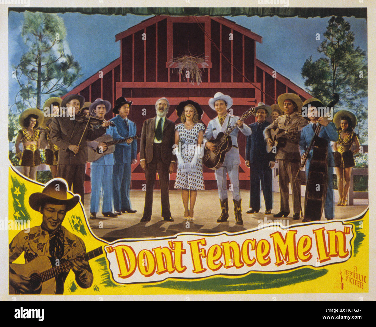 DON'T FENCE ME IN, (center) Gabby Hayes, Dale Evans, Roy Rogers, with the Sons of the Pioneers ...