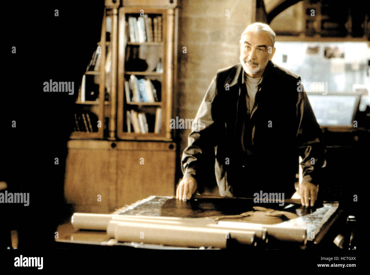 ENTRAPMENT, Sean Connery, 1999, TM and Copyright © 20th Century Fox Film Corp. All rights