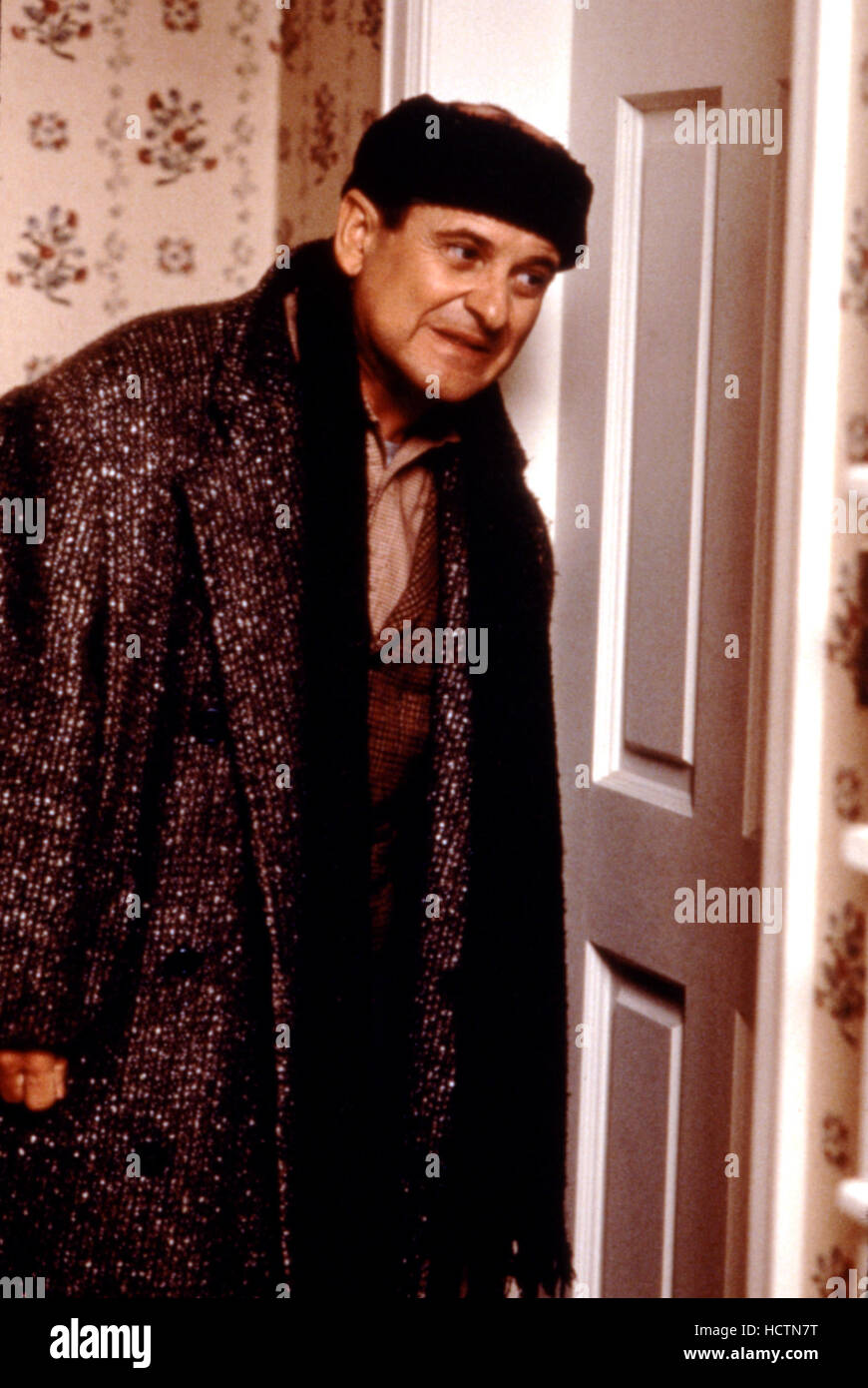 HOME ALONE, Joe Pesci, 1990, TM and Copyright (c)20th Century Fox Film
