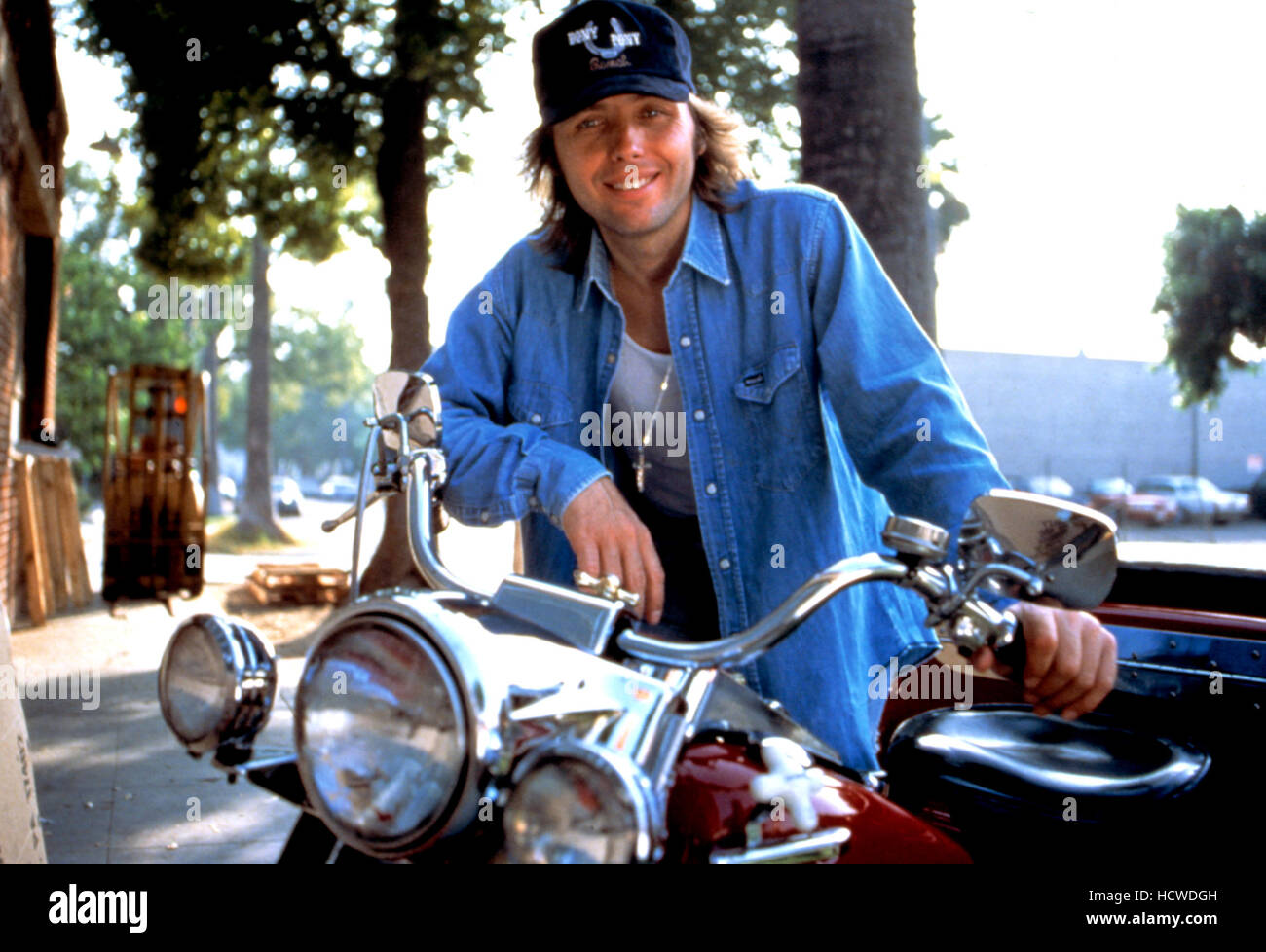 HARLEY DAVIDSON THE AMERICAN MOTORCYCLE, Dwight Yoakam, 1993 Stock