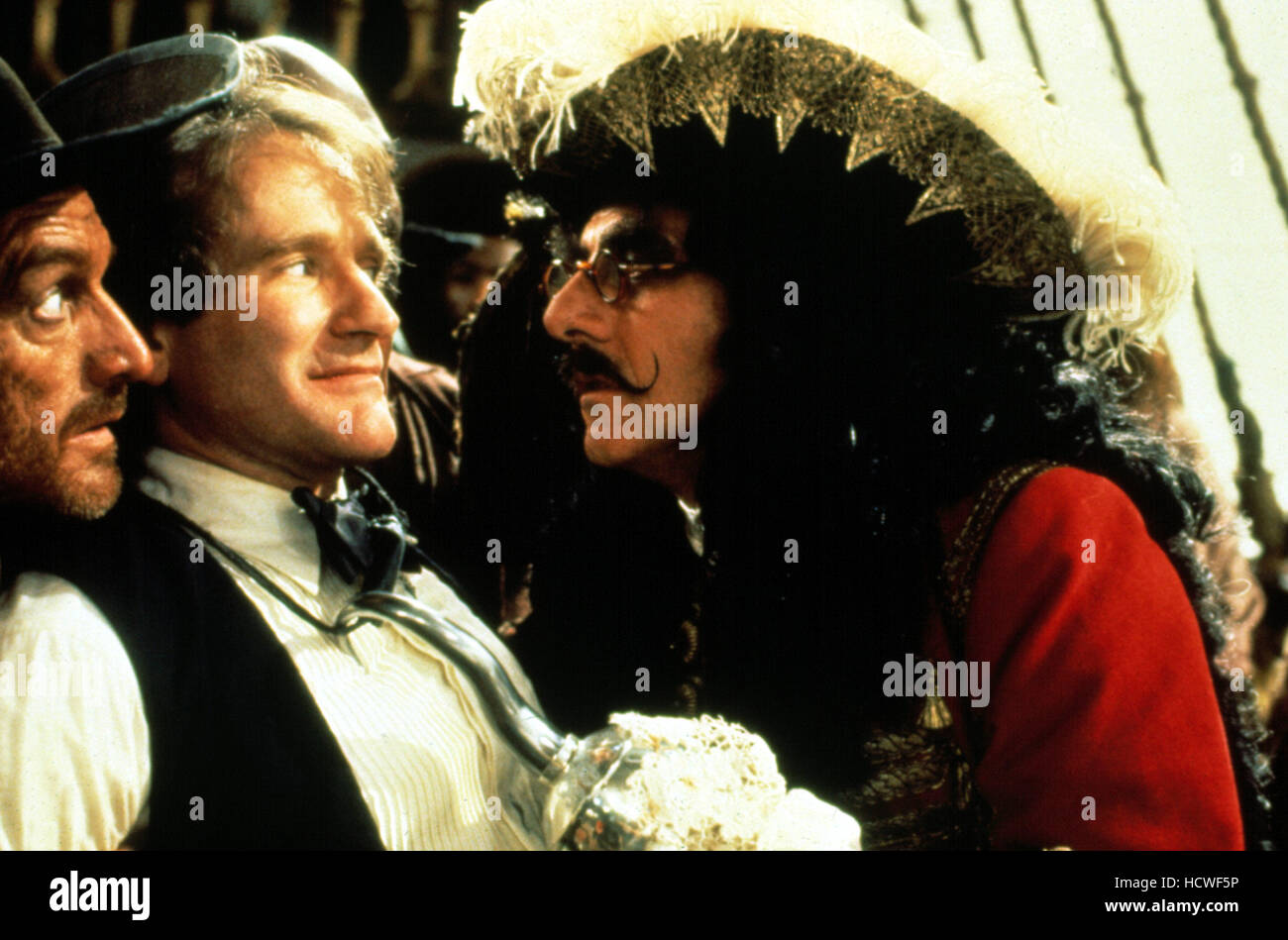HOOK, Robin Williams, Dustin Hoffman, 1991 Stock Photo Alamy