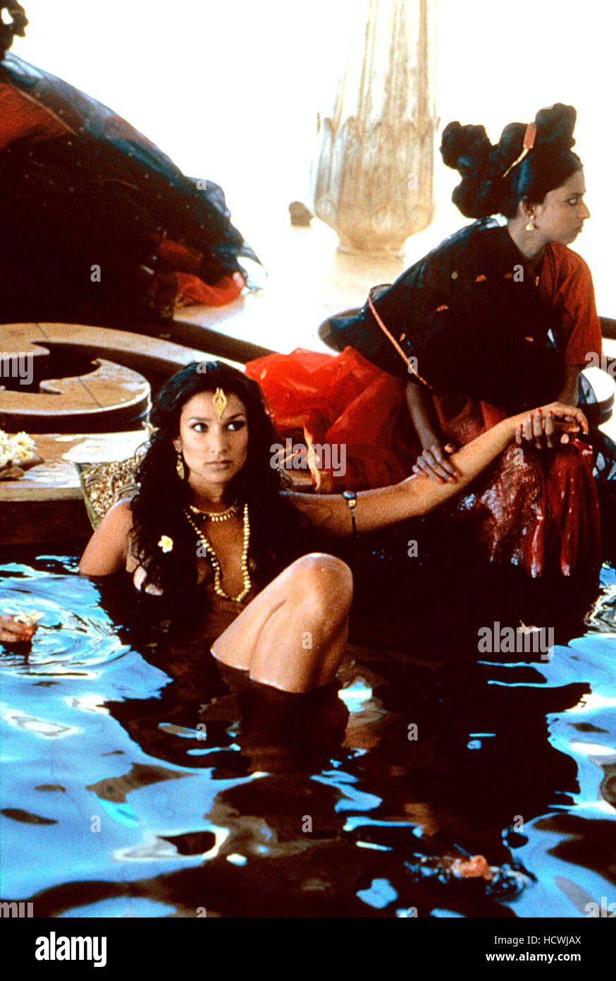 KAMA SUTRA, Indira Varma, 1996 Stock Photo Alamy