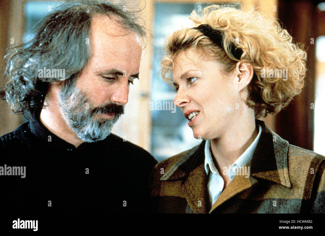 LOVE AT LARGE, director Alan Rudolph, Kate Capshaw on set, 1990 Stock ...