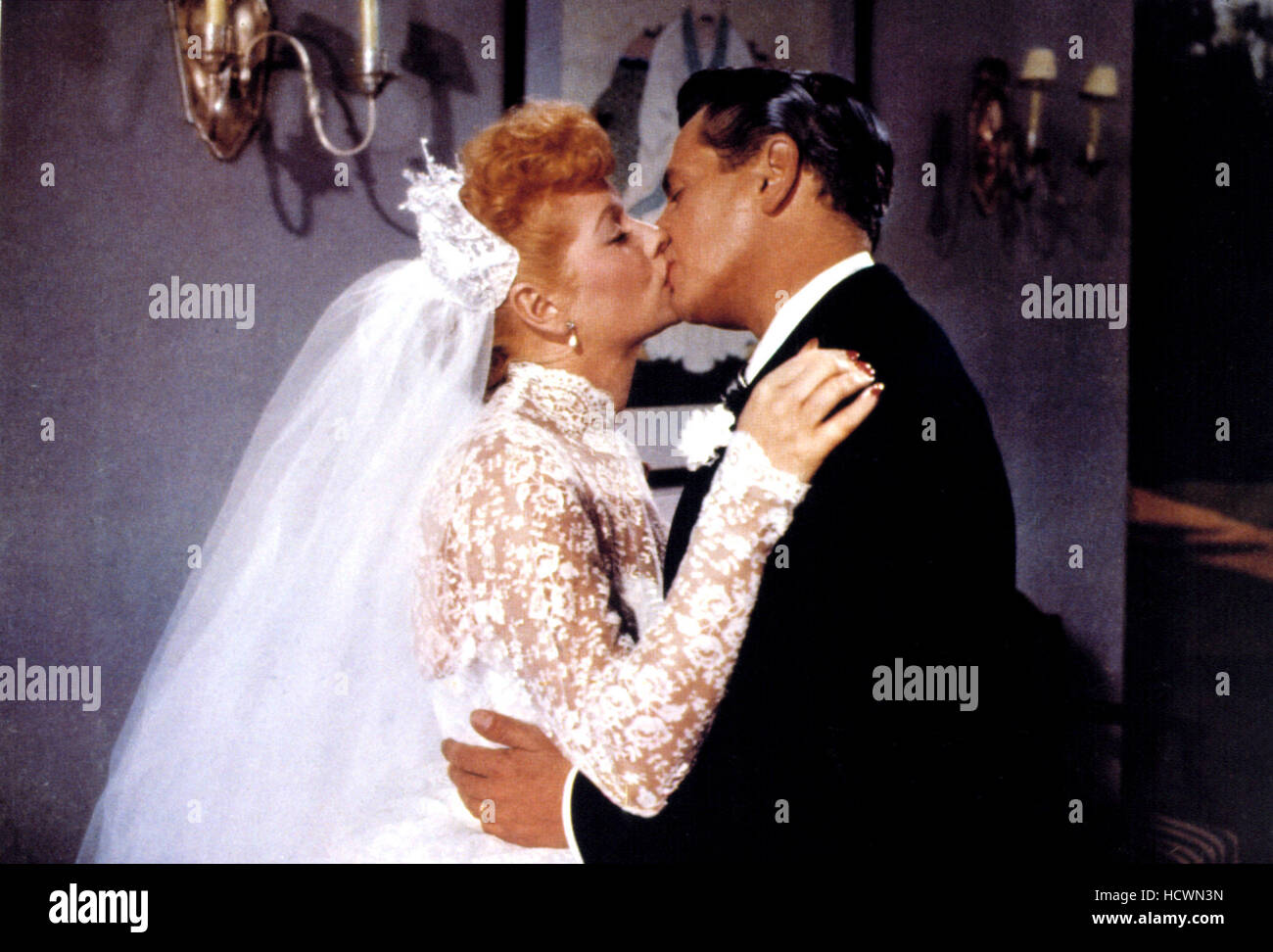 THE LONG LONG TRAILER Lucille Ball Desi Arnaz 1954 Stock Photo Alamy The long long trailer lucille ball desi arnaz 1954 stock photo alamy