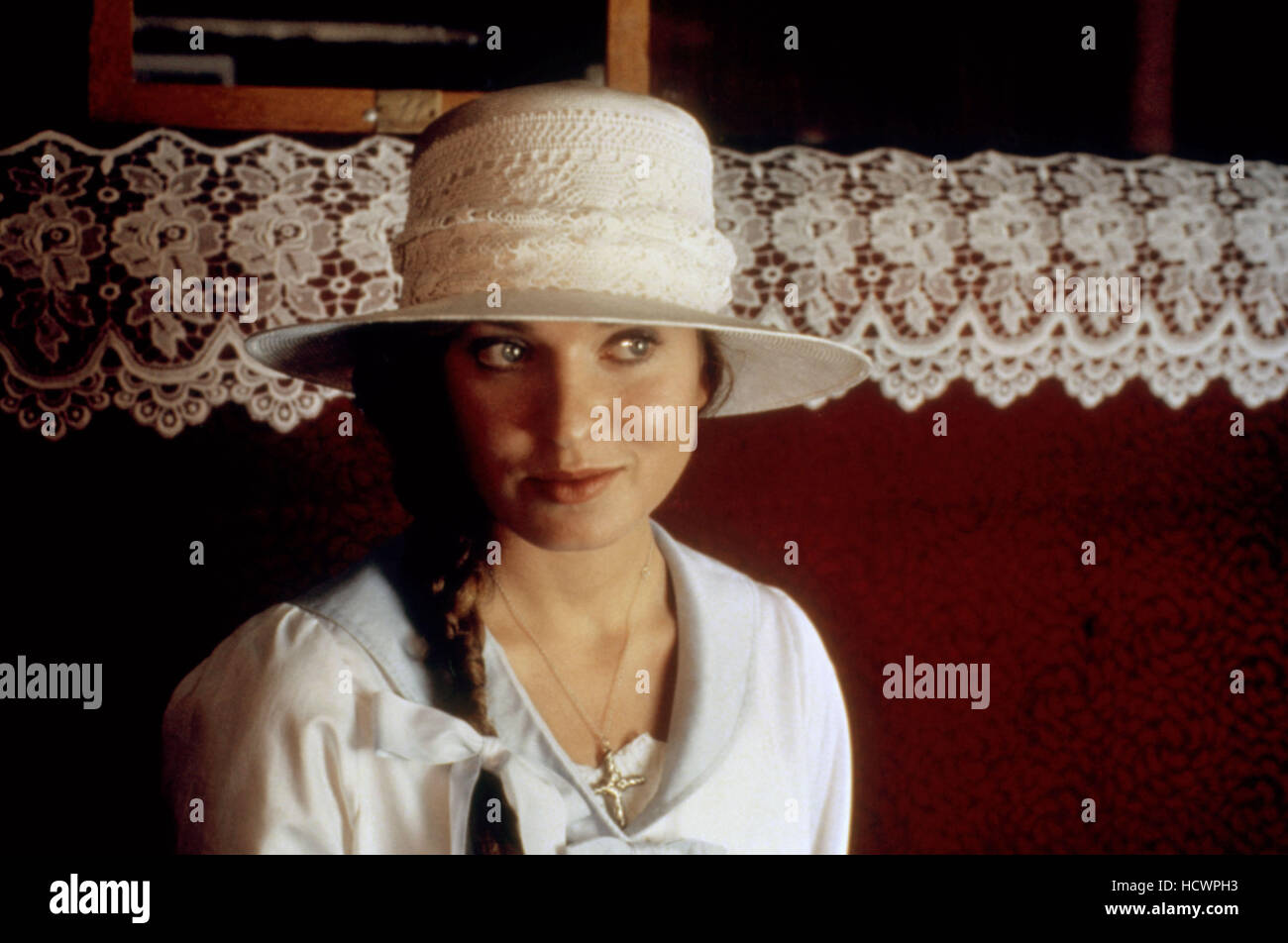 MANIFESTO Camilla Soeberg 1988 c Orion Pictures courtesy Everett manifesto-camilla-soeberg-1988-c-orion-pictures-courtesy-everett
