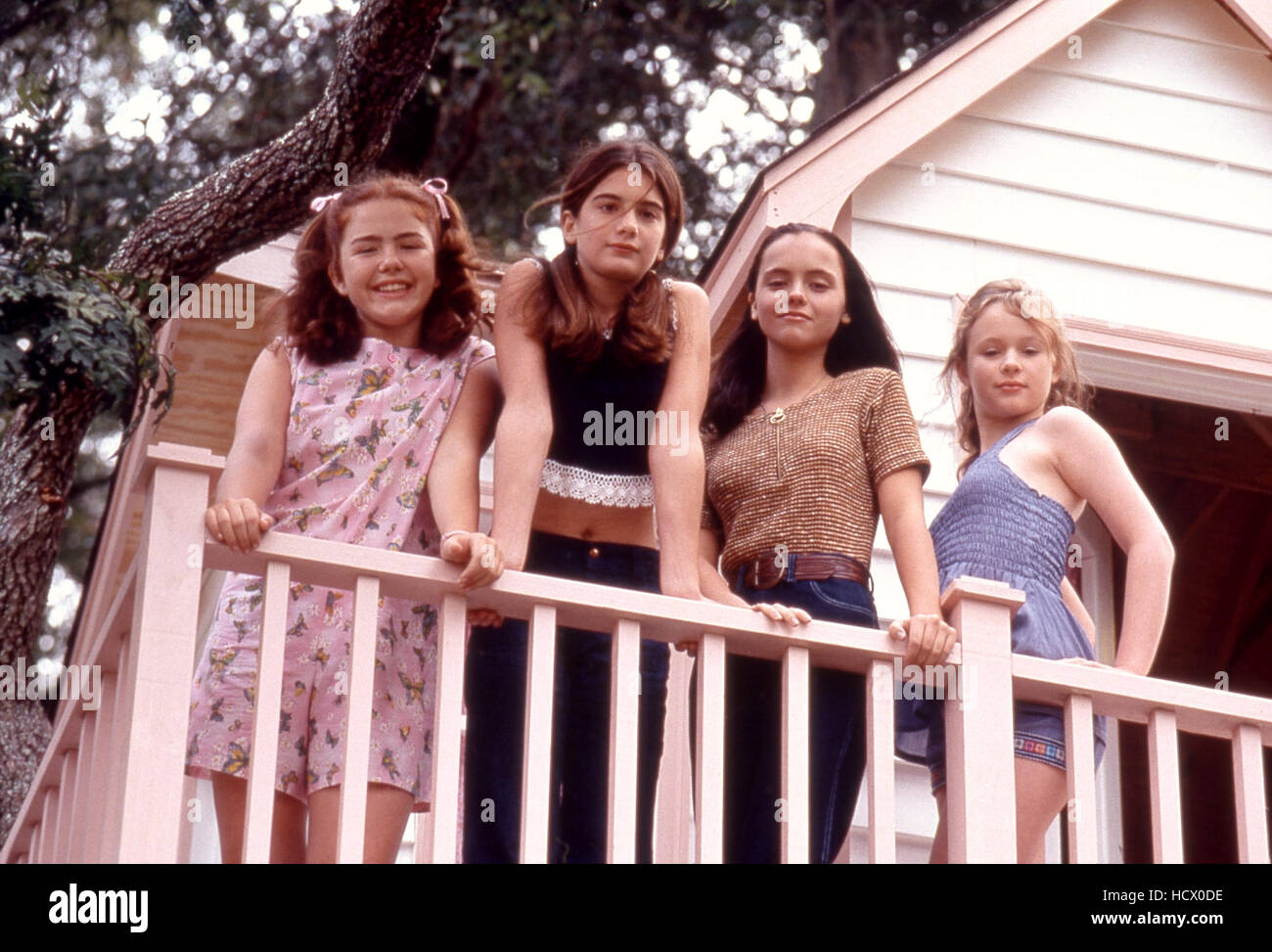 NOW AND THEN, Ashleigh Aston Moore, Gaby Hoffmann, Christina Ricci