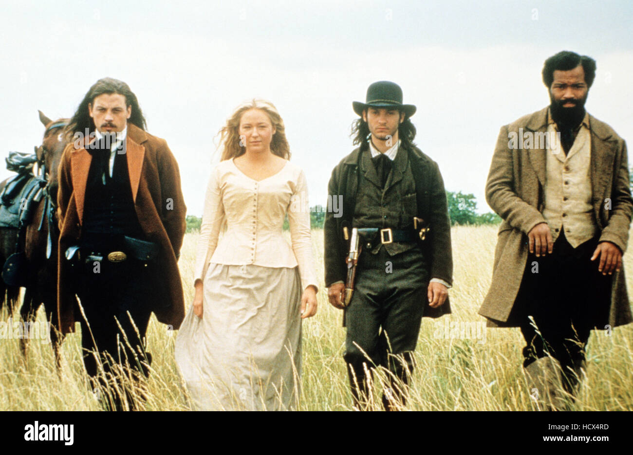 RIDE WITH THE DEVIL, from left Skeet Ulrich, Jewel, Tobey Maguire, Jeffrey Wright, 1999, © USA