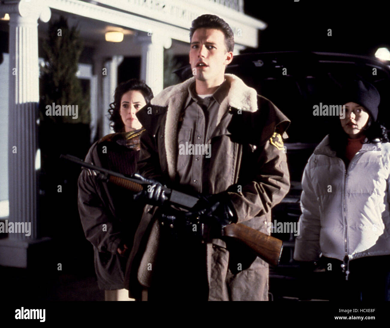 PHANTOMS, Joanna Going, Ben Affleck, Rose McGowan, 1998 Stock Photo - Alamy