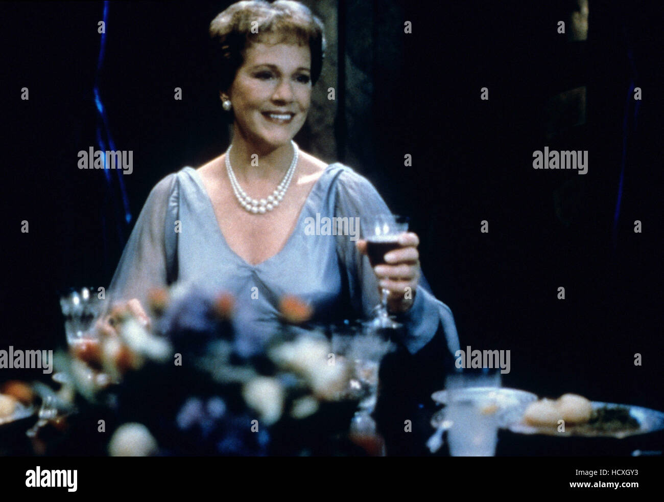 RELATIVE VALUES, Julie Andrews, 2000, © Alliance Atlantis/courtesy Everett  Collection Stock Photo - Alamy