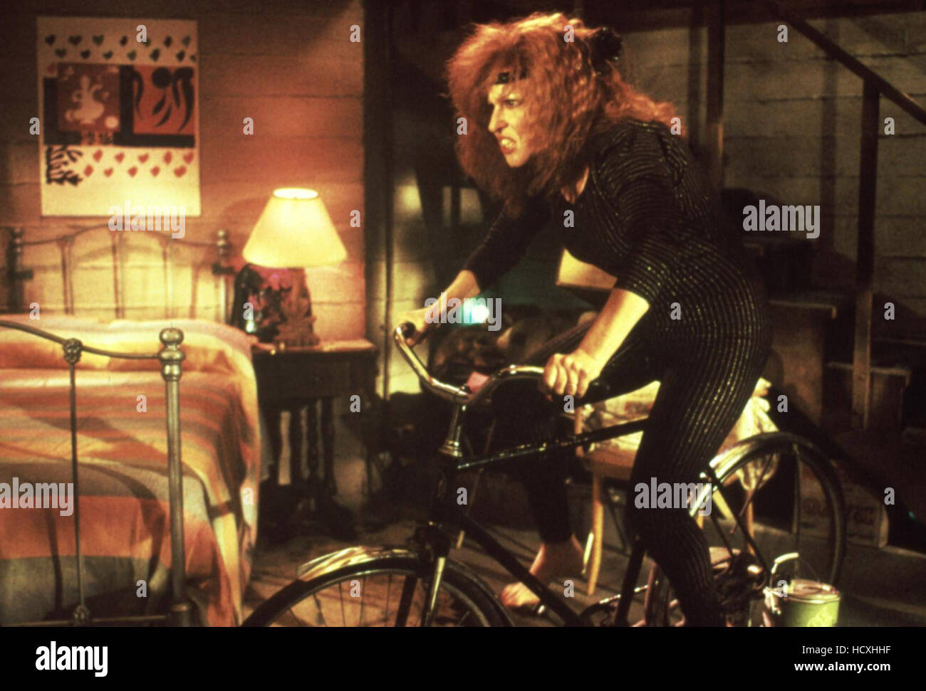 RUTHLESS PEOPLE, Bette Midler, 1986, on exercise bike Stock Photo - Alamy