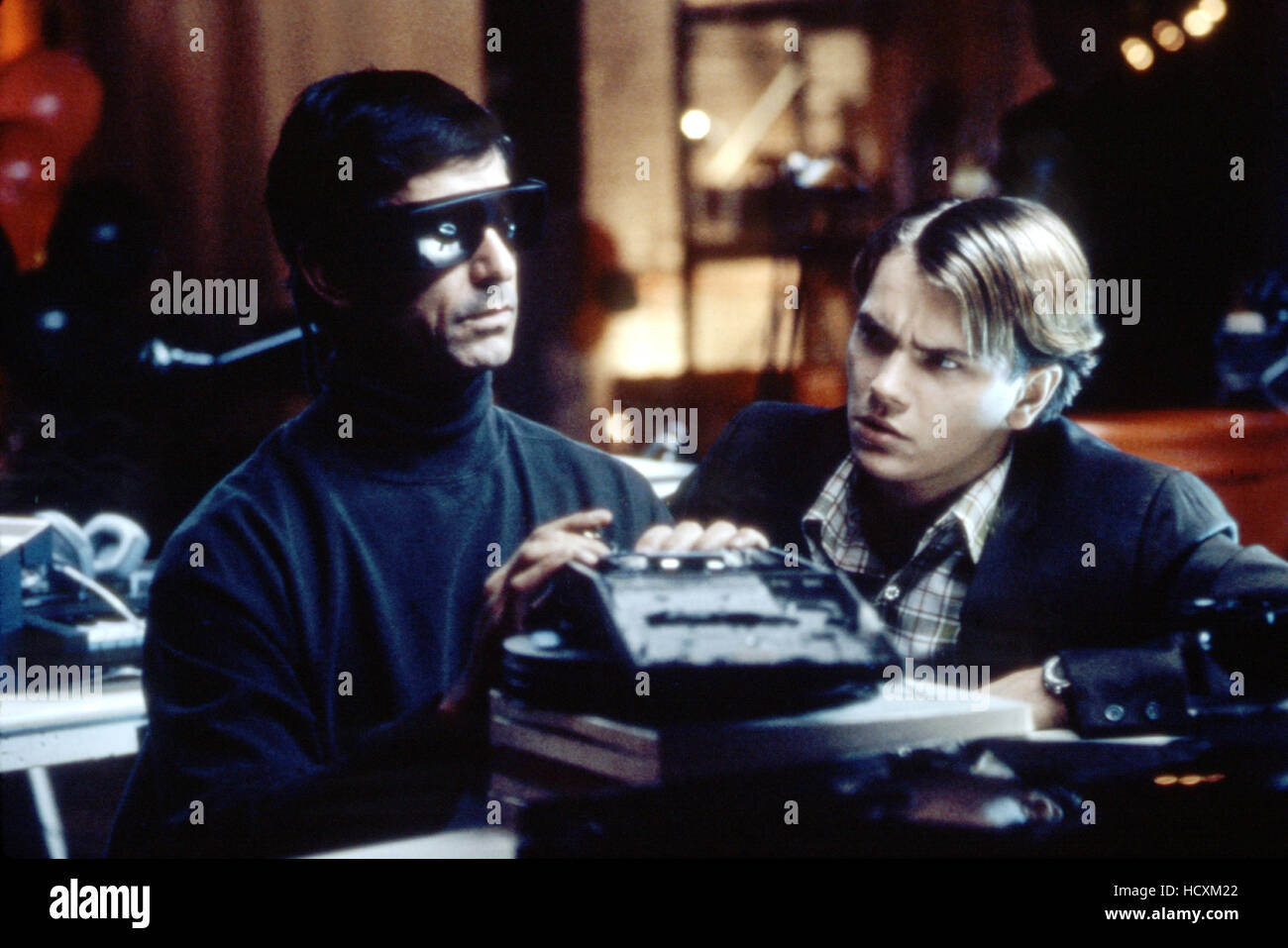 SNEAKERS, David Strathairn, River Phoenix, 1992. (c) Universal Pictures/ Everett Stock Photo - Alamy