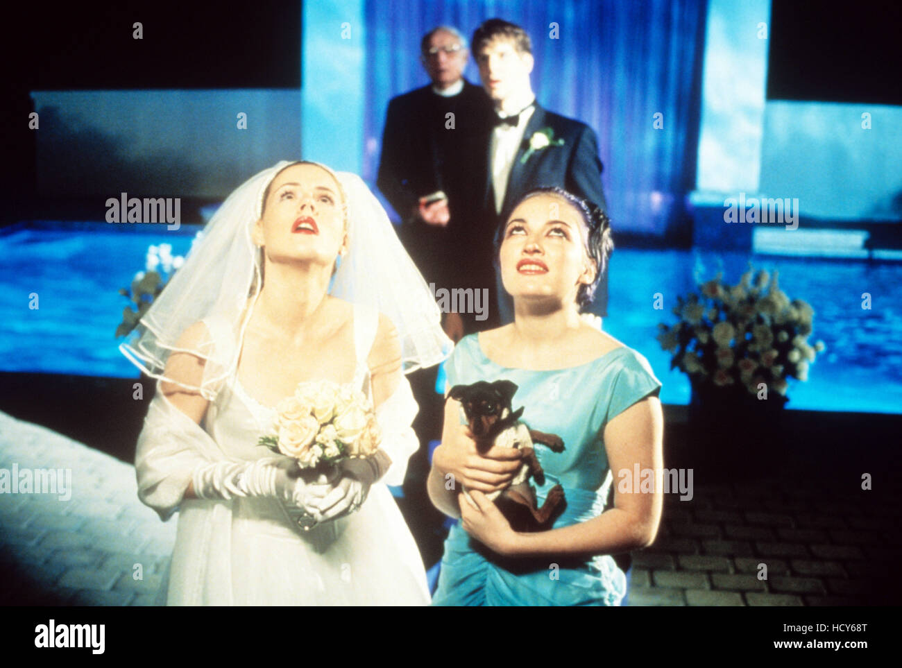 SPLENDOR, front from left: Kathleen Robertson, Kelly Macdonald, 1999, ©  Samuel Goldwyn/courtesy Everett Collection Stock Photo - Alamy, image size:1300x963