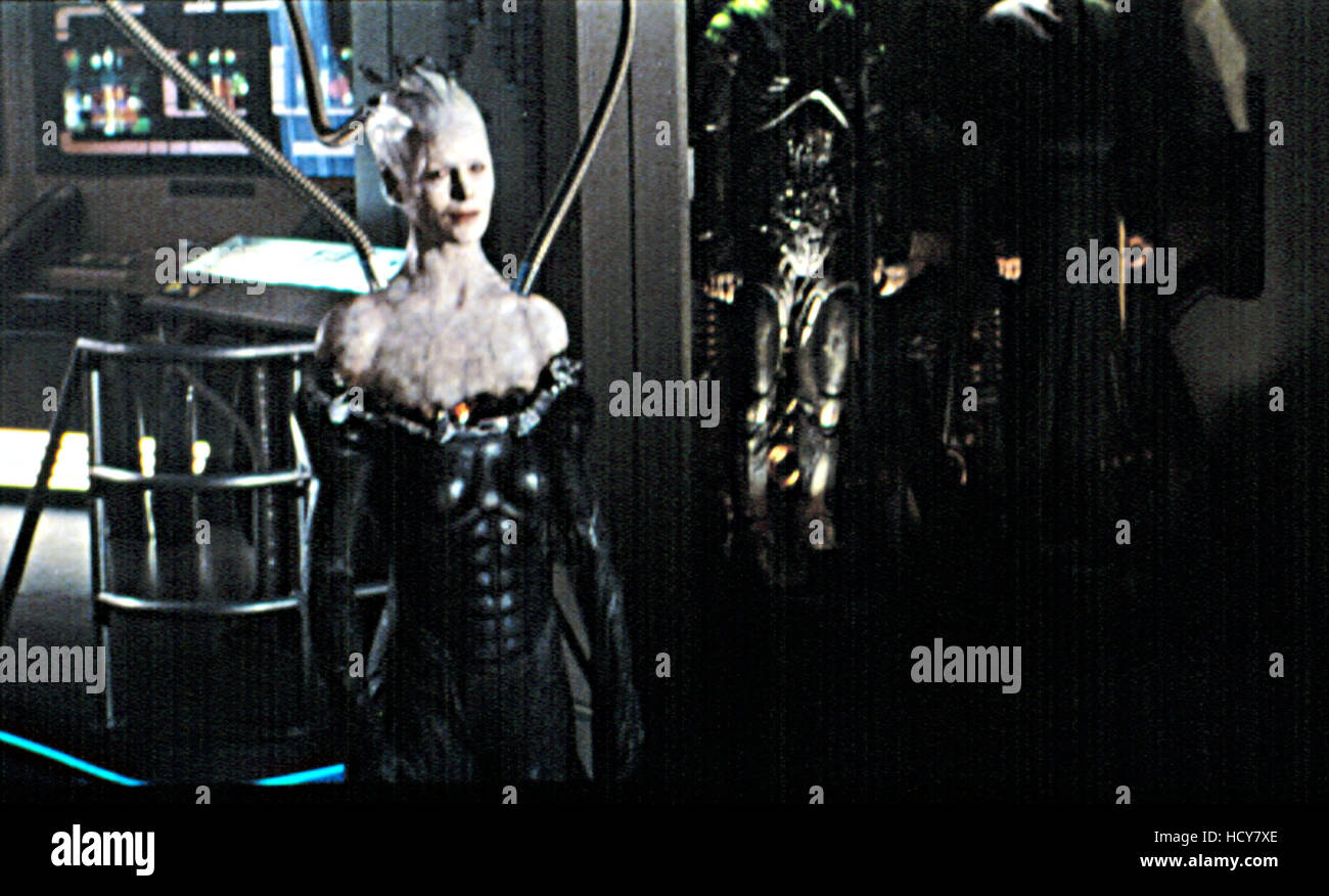 STAR TREK FIRST CONTACT, Alice Krige, (as the Queen attaches her head to her body), 1996