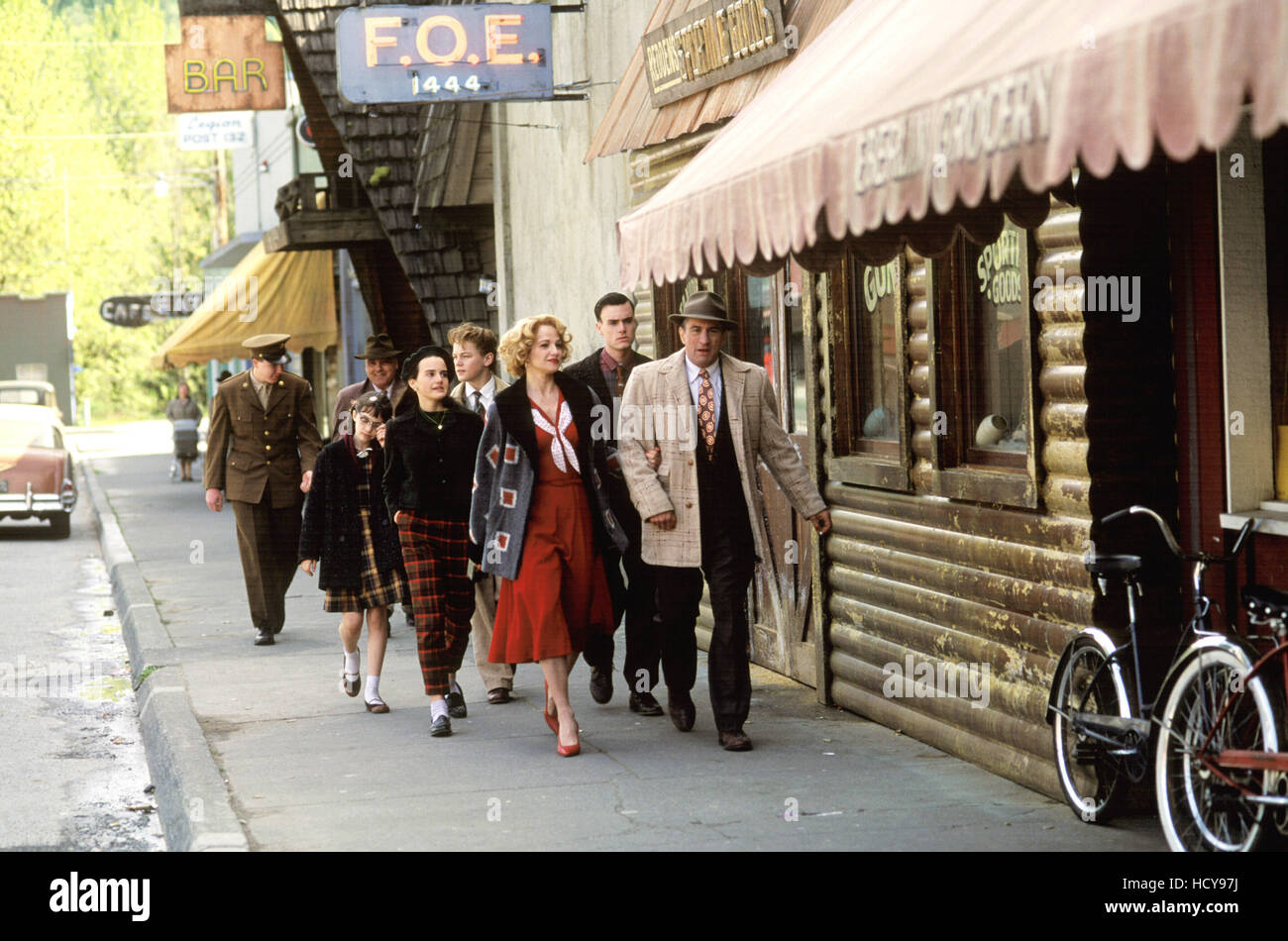 THIS BOY'S LIFE, five in foreground Eliza Dushku, Carla Gugino