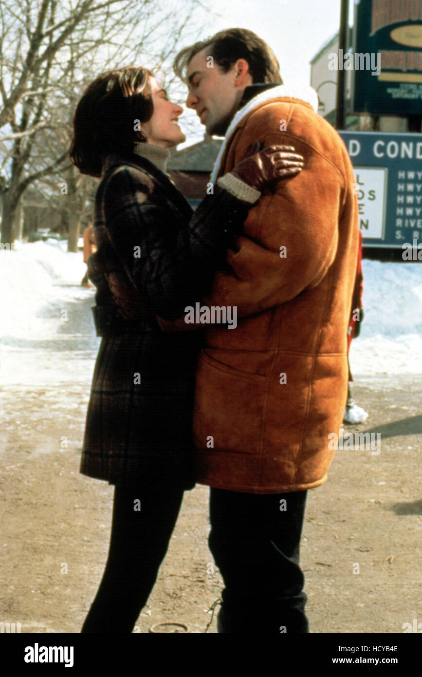 TRAPPED IN PARADISE, Madchen Amick, Nicolas Cage, 1994, TM & Copyright