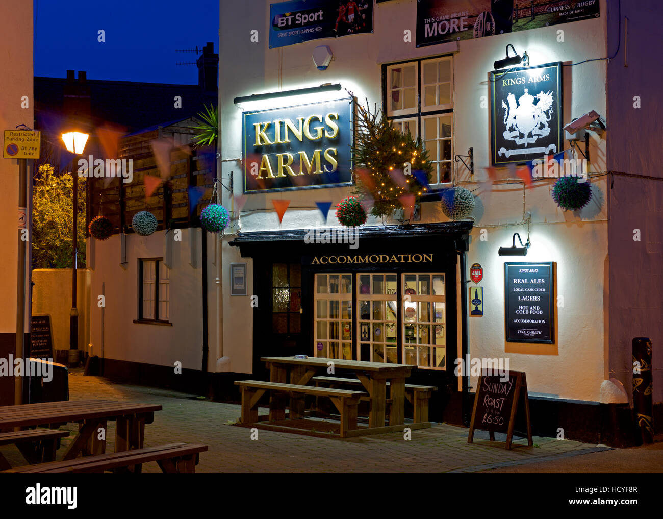 Kings Arms pub in Teignmouth at dusk, Devon, England UK Stock Photo