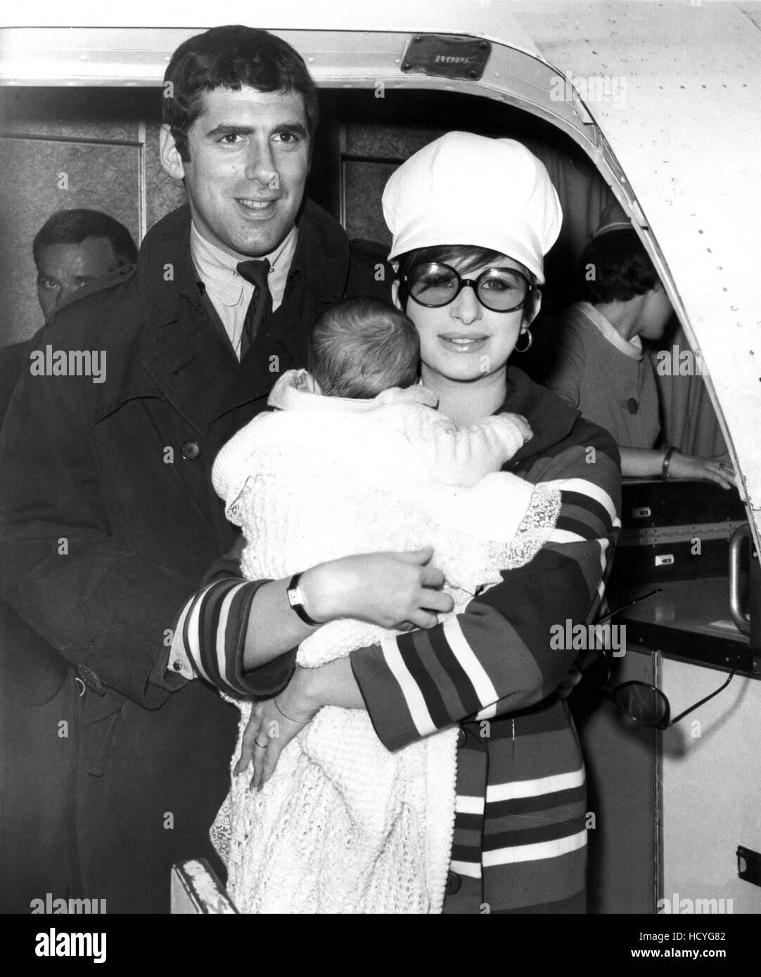 Elliott Gould Barbra Streisand