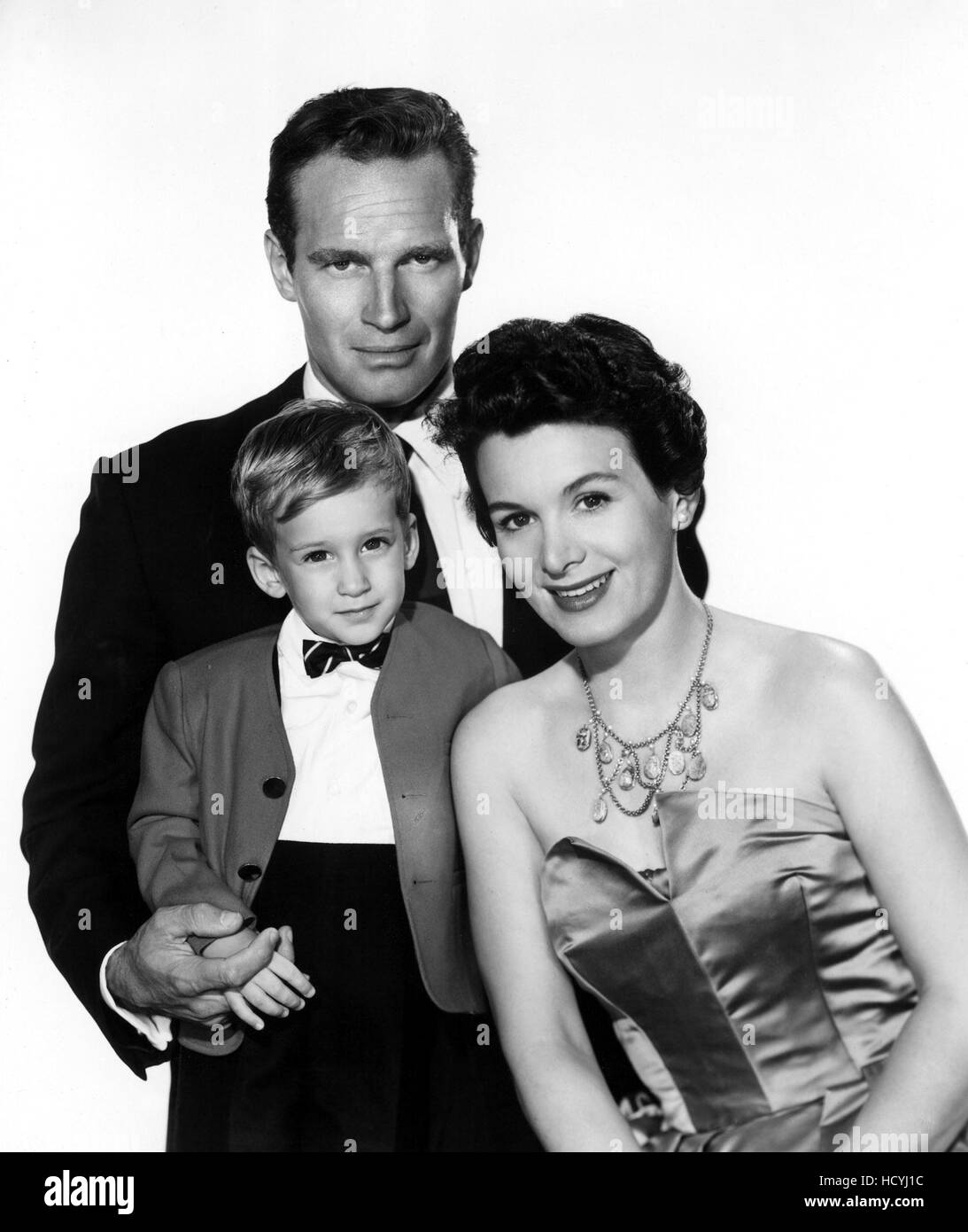 CHARLTON HESTON, son FRASER HESTON and wife LYDIA HESTON pose for a family portrait, c. late 1950s Stock Photo