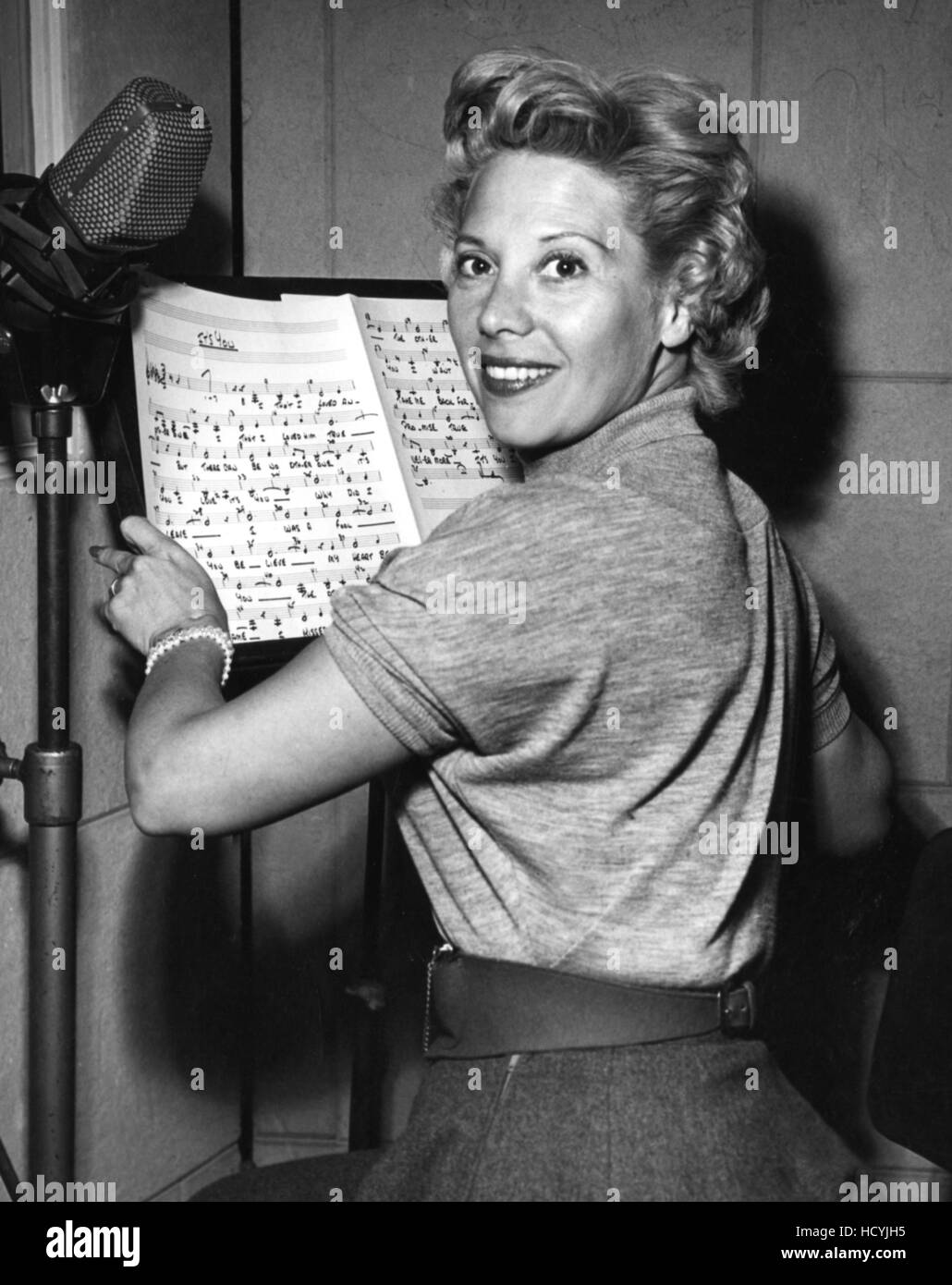 Dinah Shore, portrait ca. 1940s Stock Photo Alamy(06)