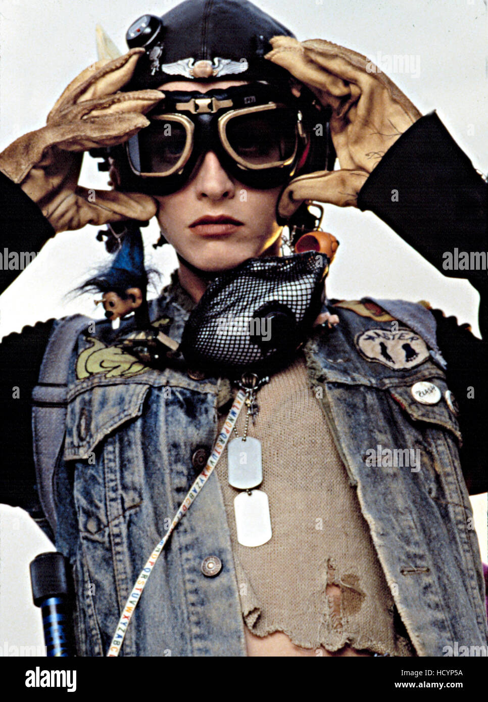 TANK GIRL, Lori Petty, 1995 Stock Photo Alamy