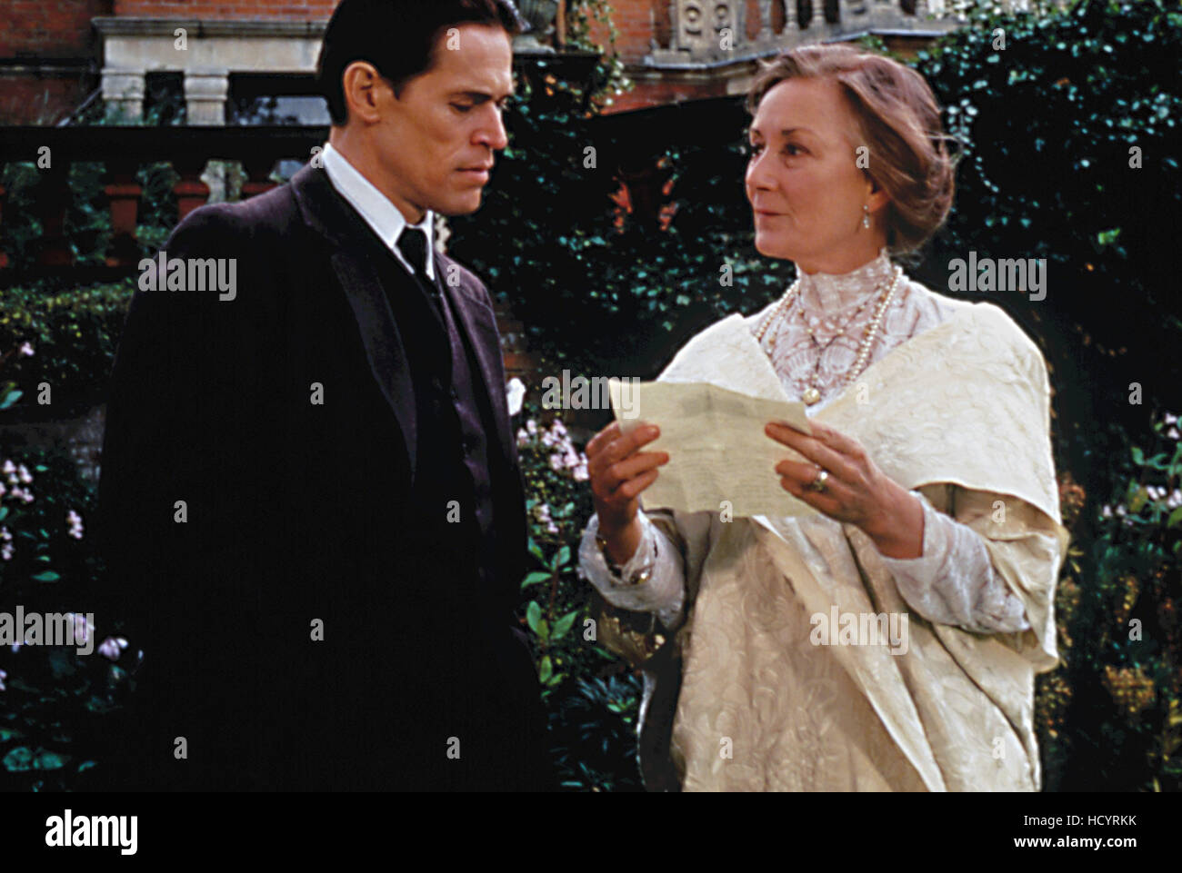TOM & VIV, Willem Dafoe, Rosemary Harris, 1994 Stock Photo - Alamy