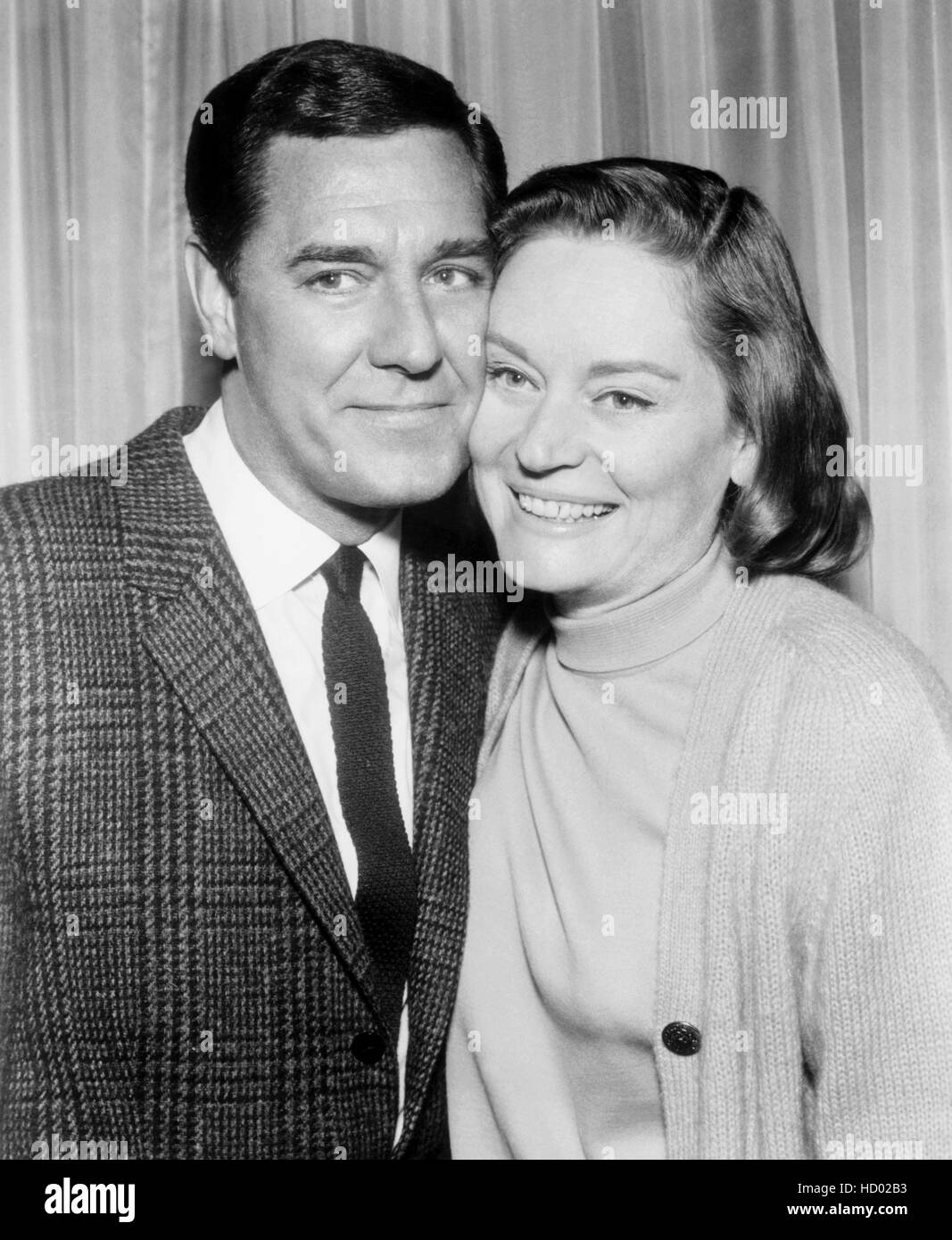 Alexis Smith, right, and her husband, actor Craig Stevens, ca. mid ...