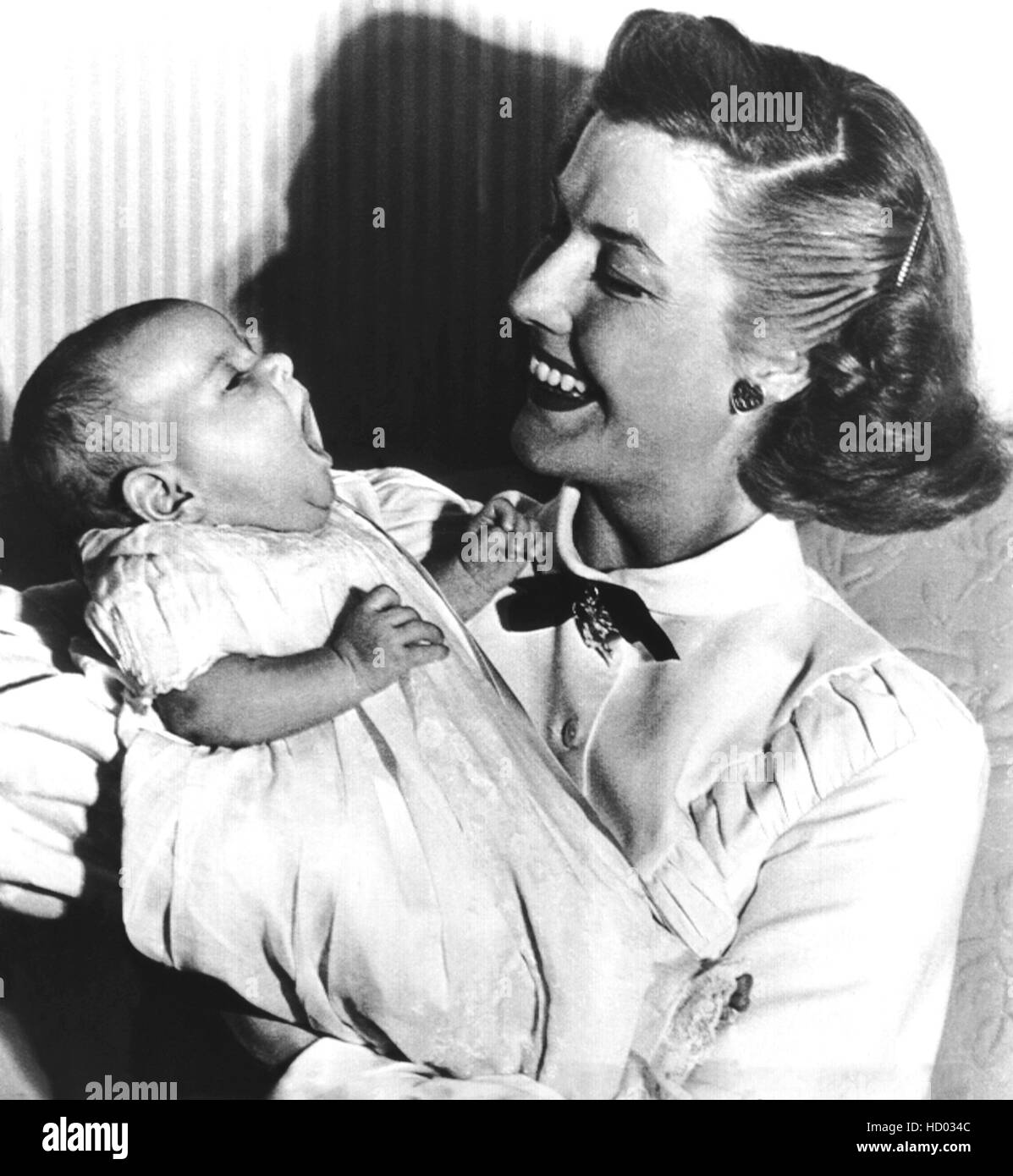 Anita Louise with her daughter, Melanie Adler, October 3, 1947 Stock Photo  - Alamy