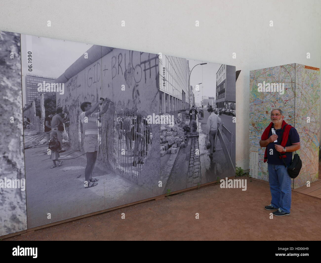 GERMANY Berlin Berlin Wall museum and display photo by Sean Sprague