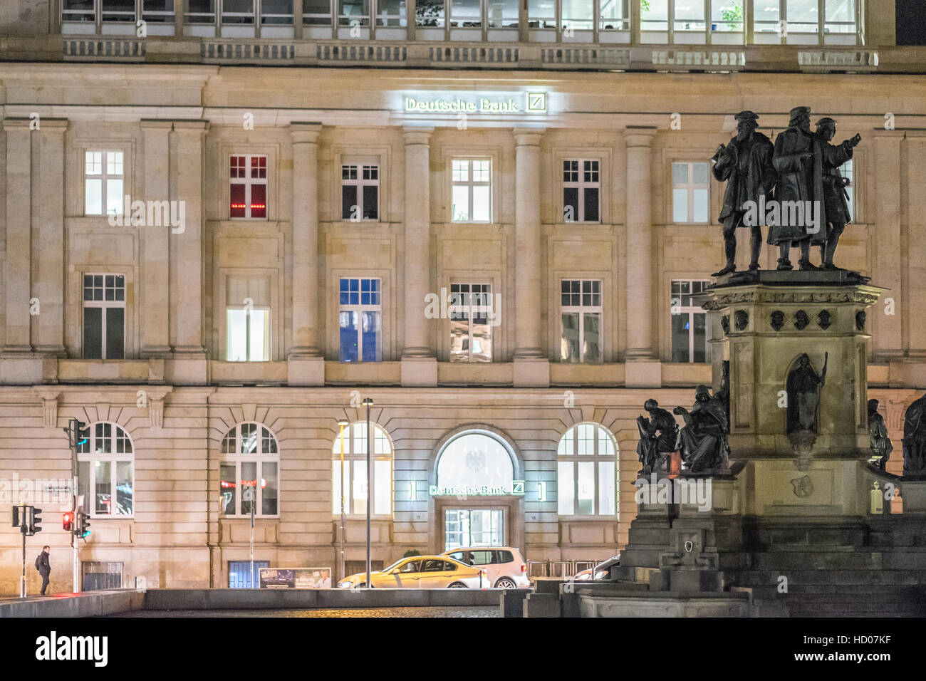 Frankfurt statue hi-res stock photography and images - Alamy