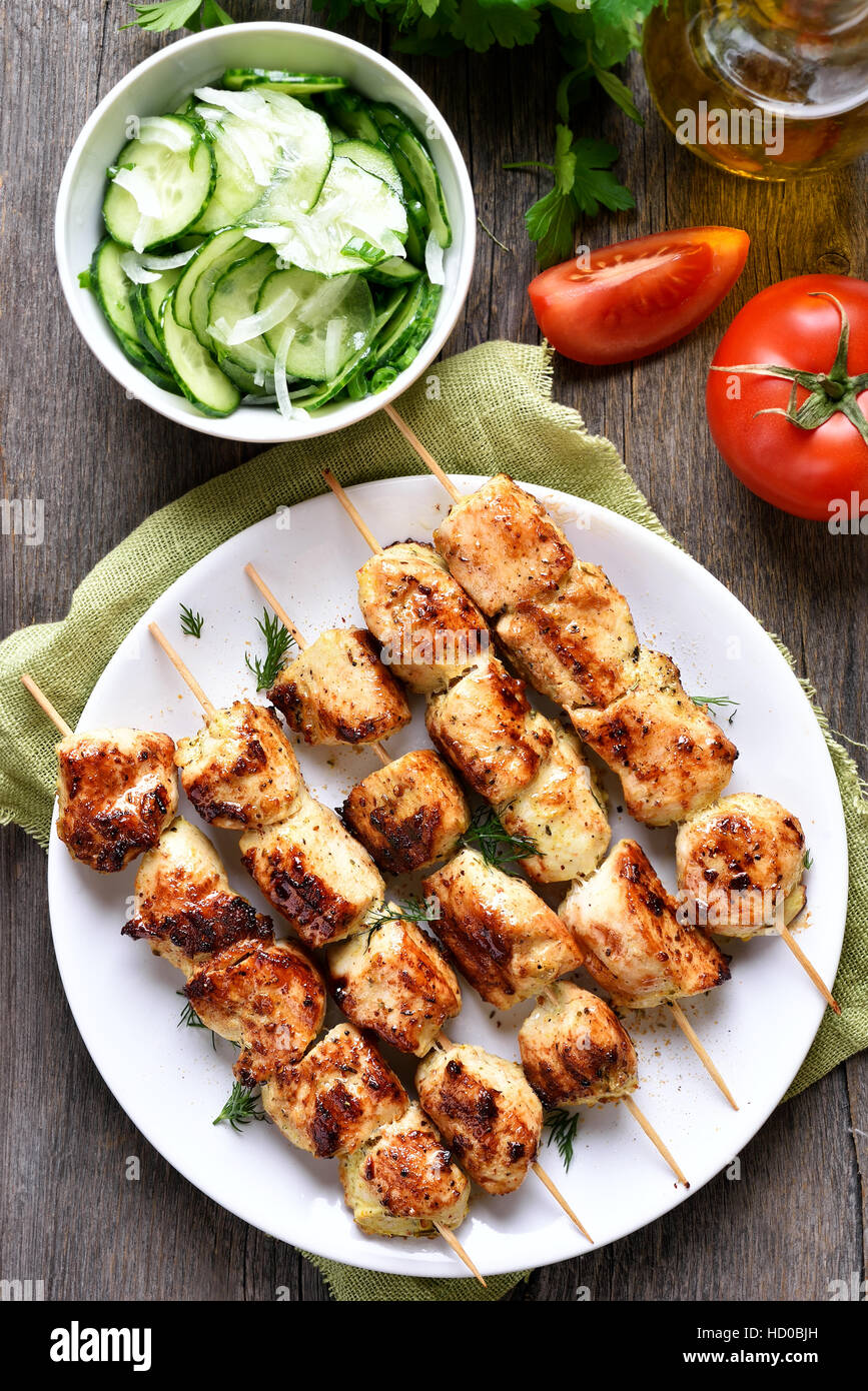 Chicken kebab and fresh vegetables, country style Stock Photo Alamy