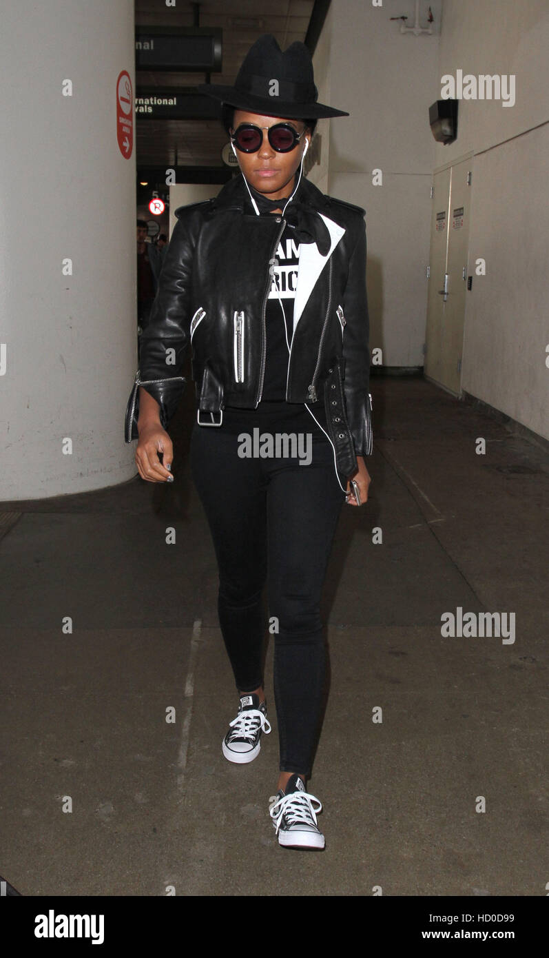 Janelle Monae wears a black and white ensemble as she arrives at Los  Angeles International Airport Featuring: Janelle Monae Where: Los Angeles,  California, United States When: 23 Aug 2016 Stock Photo - Alamy