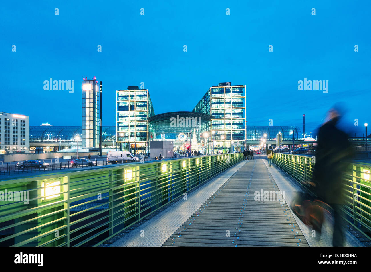 Exterior view of Hauptbahnhof main railway central at night  in Berlin, Germany Stock Photo
