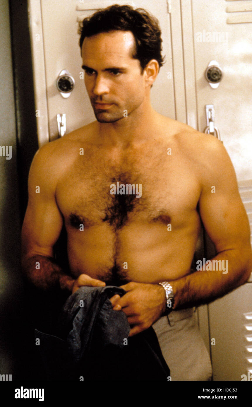 YOUR FRIENDS AND NEIGHBORS, Jason Patric, 1998 Stock Photo Alamy