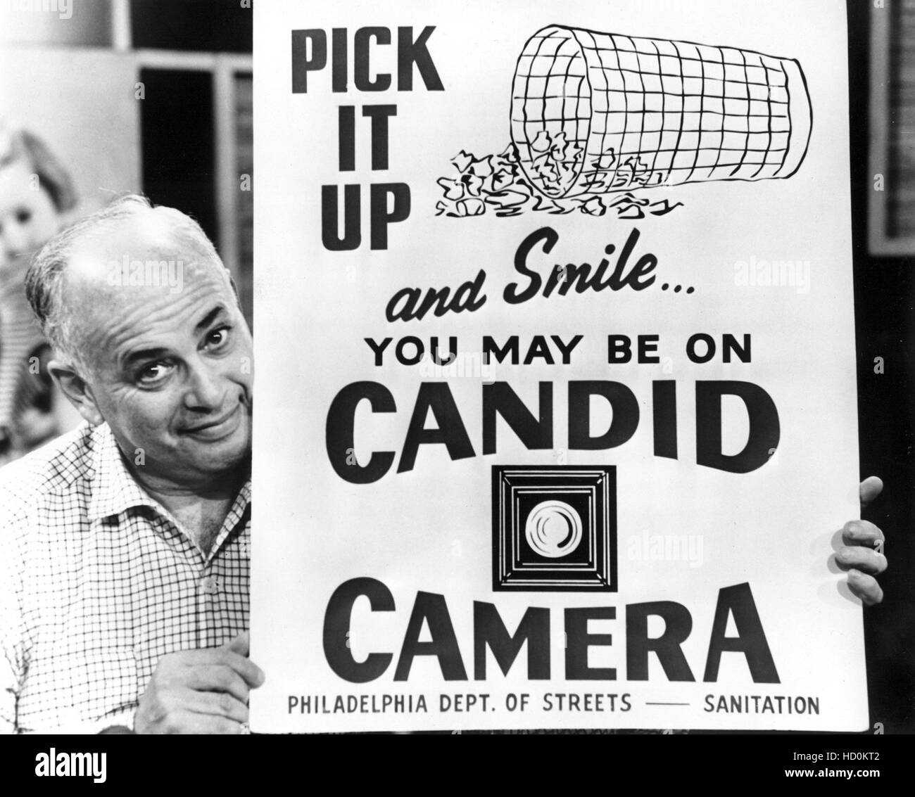 Скрытые камеры на реалити шоу. Candid Camera шоу. Candid Camera 1948. Smile you're on candid Camera.