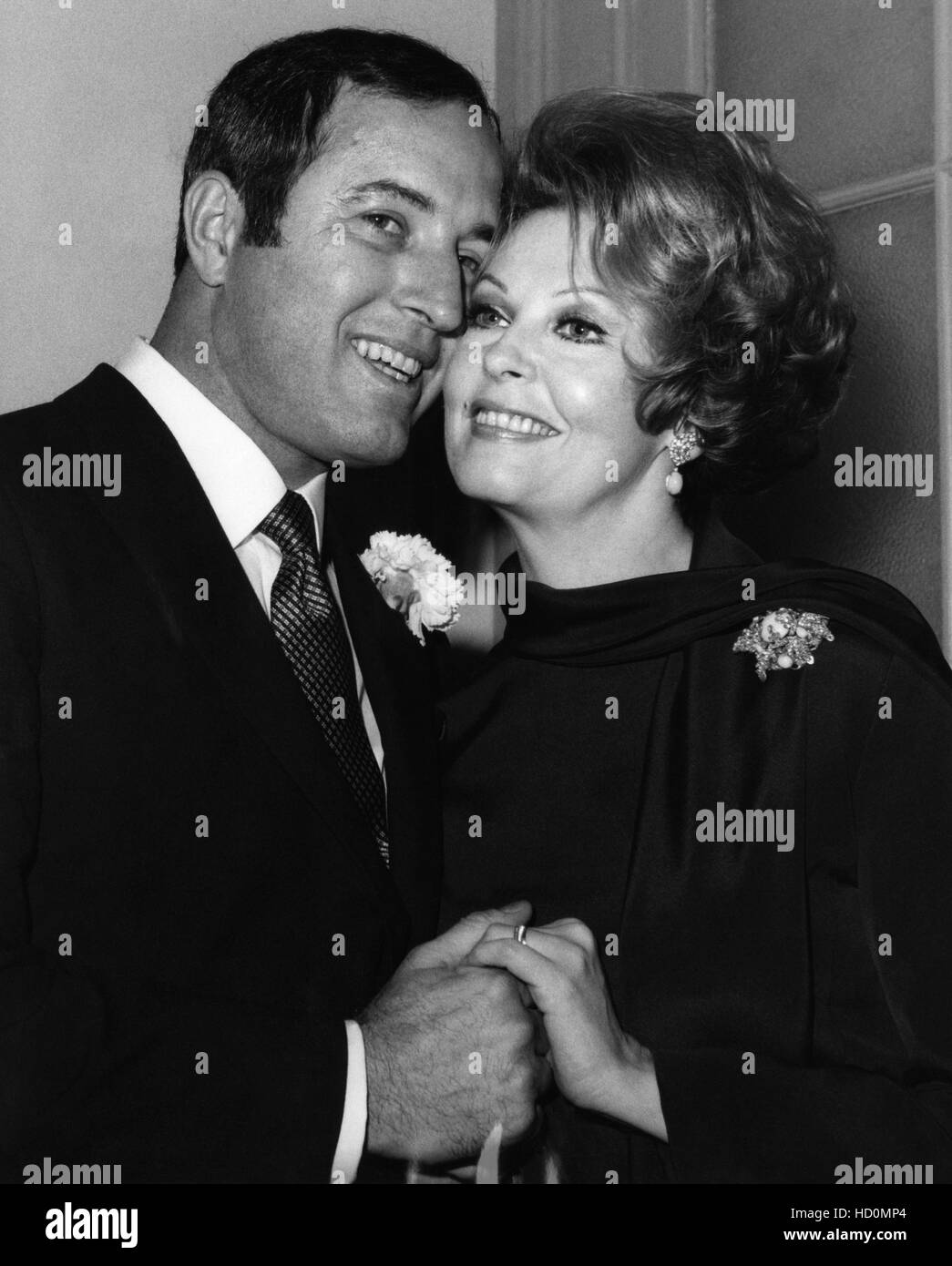 Arlene Dahl marrying her fifth (of six) husband, Rounsevelle Schaum