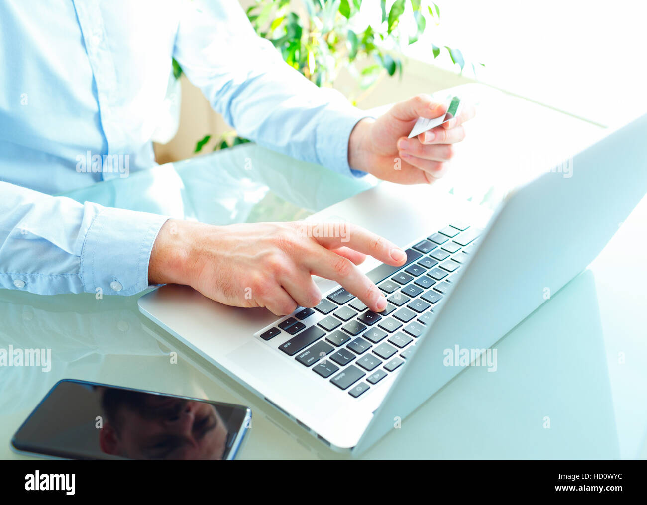 Hamds Using Computer Picture Hands using computer and credit card. Online shopping Stock Photo - Alamy