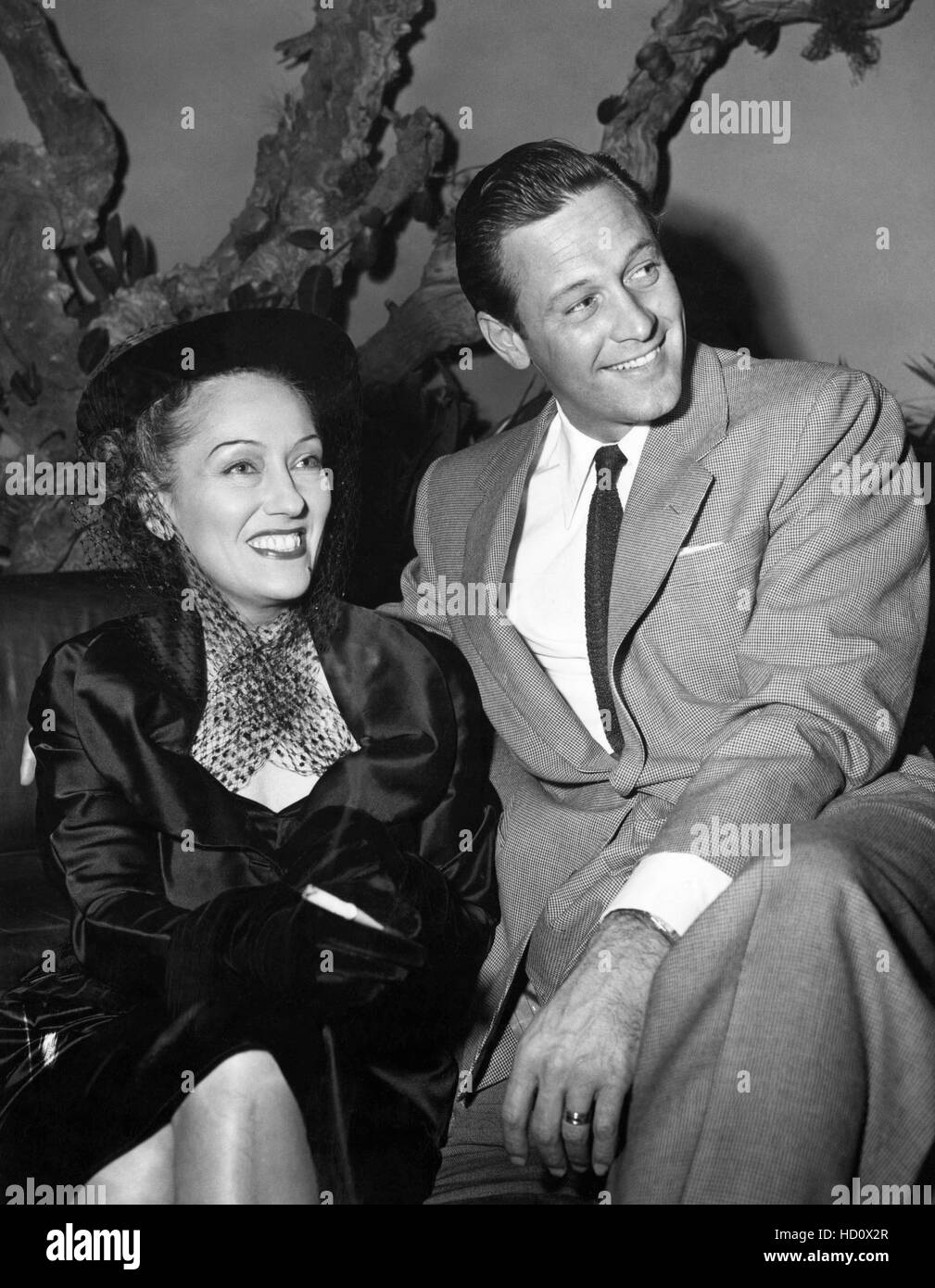 Gloria Swanson, William Holden, 1950 Stock Photo - Alamy