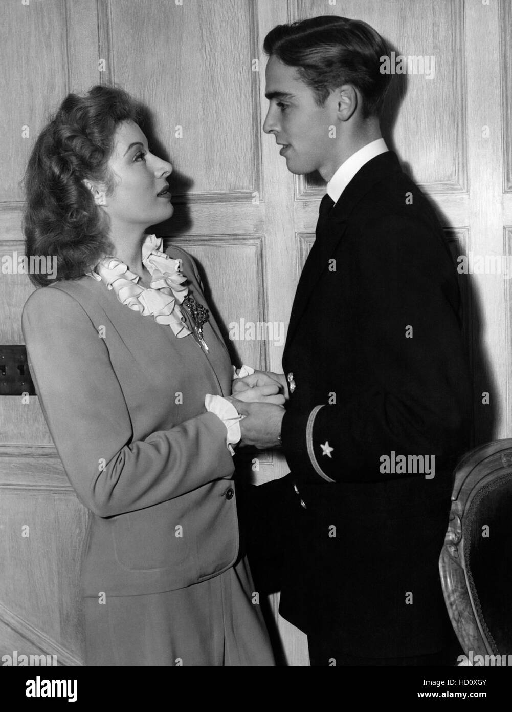 Greer Garson with fiance Richard Ney, 1942 Stock Photo Alamy