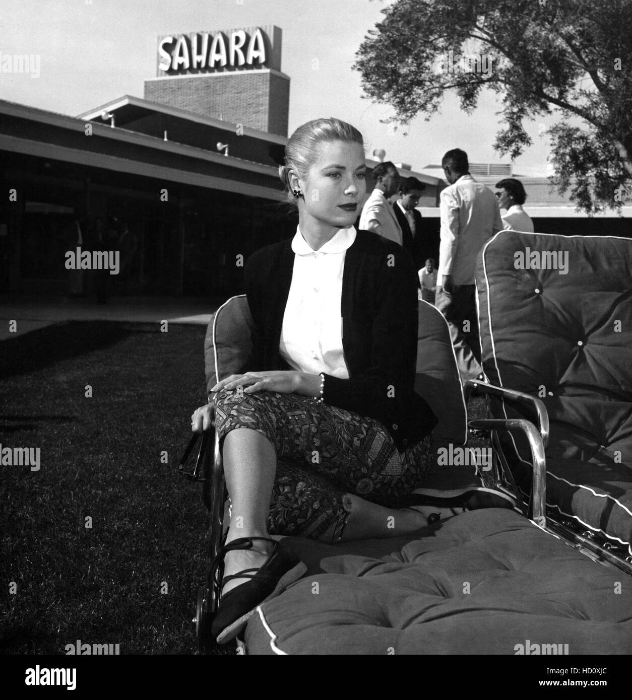 Grace Kelly relaxes at the Las Vegas Sahara, 1955 Stock Photo Alamy